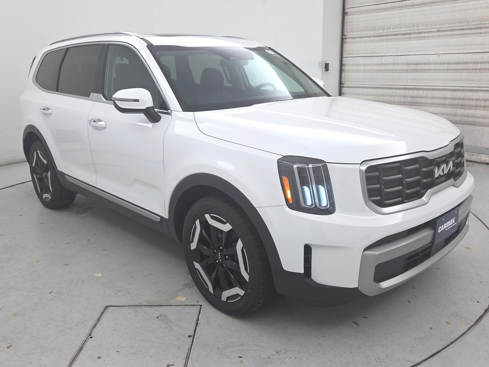 Thumbnail: 2023 Kia Telluride - 1