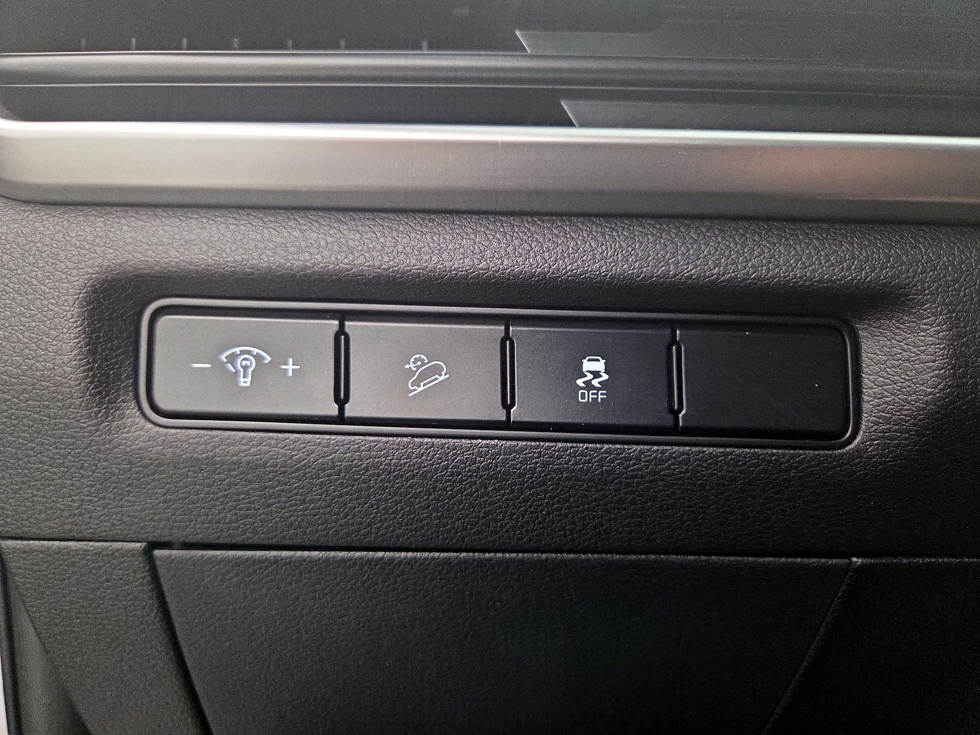 Thumbnail: 2023 Kia Telluride - 11