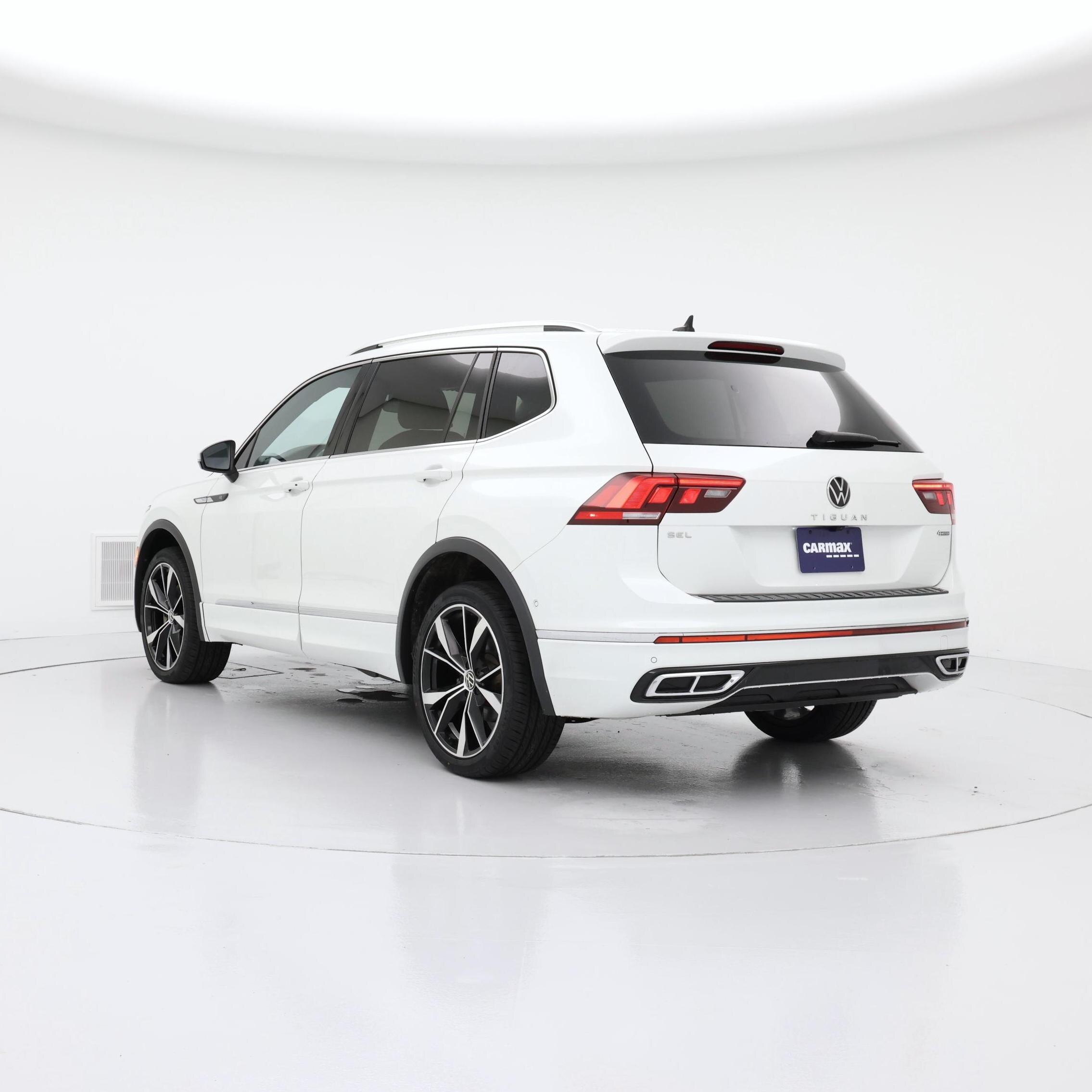 Thumbnail: 2023 Volkswagen Tiguan - 2