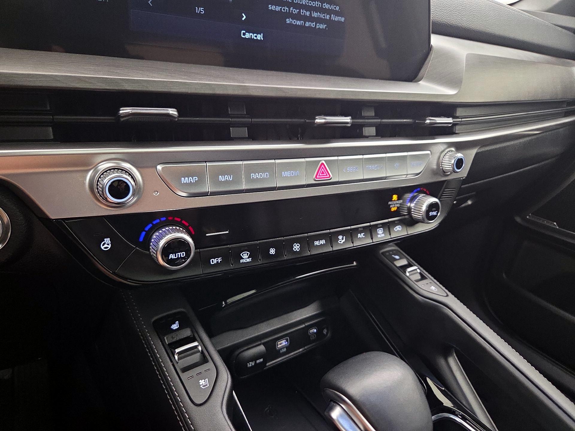 Thumbnail: 2023 Kia Telluride - 17