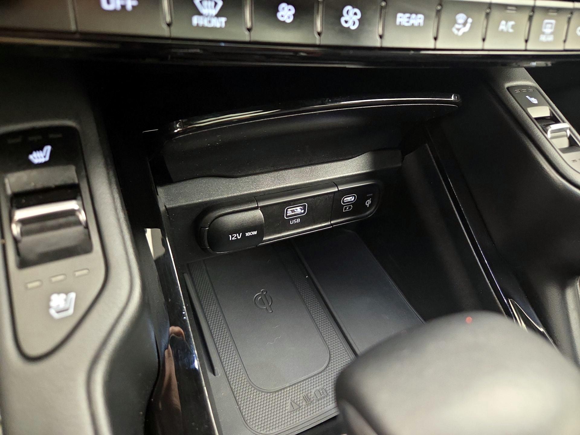 Thumbnail: 2023 Kia Telluride - 19