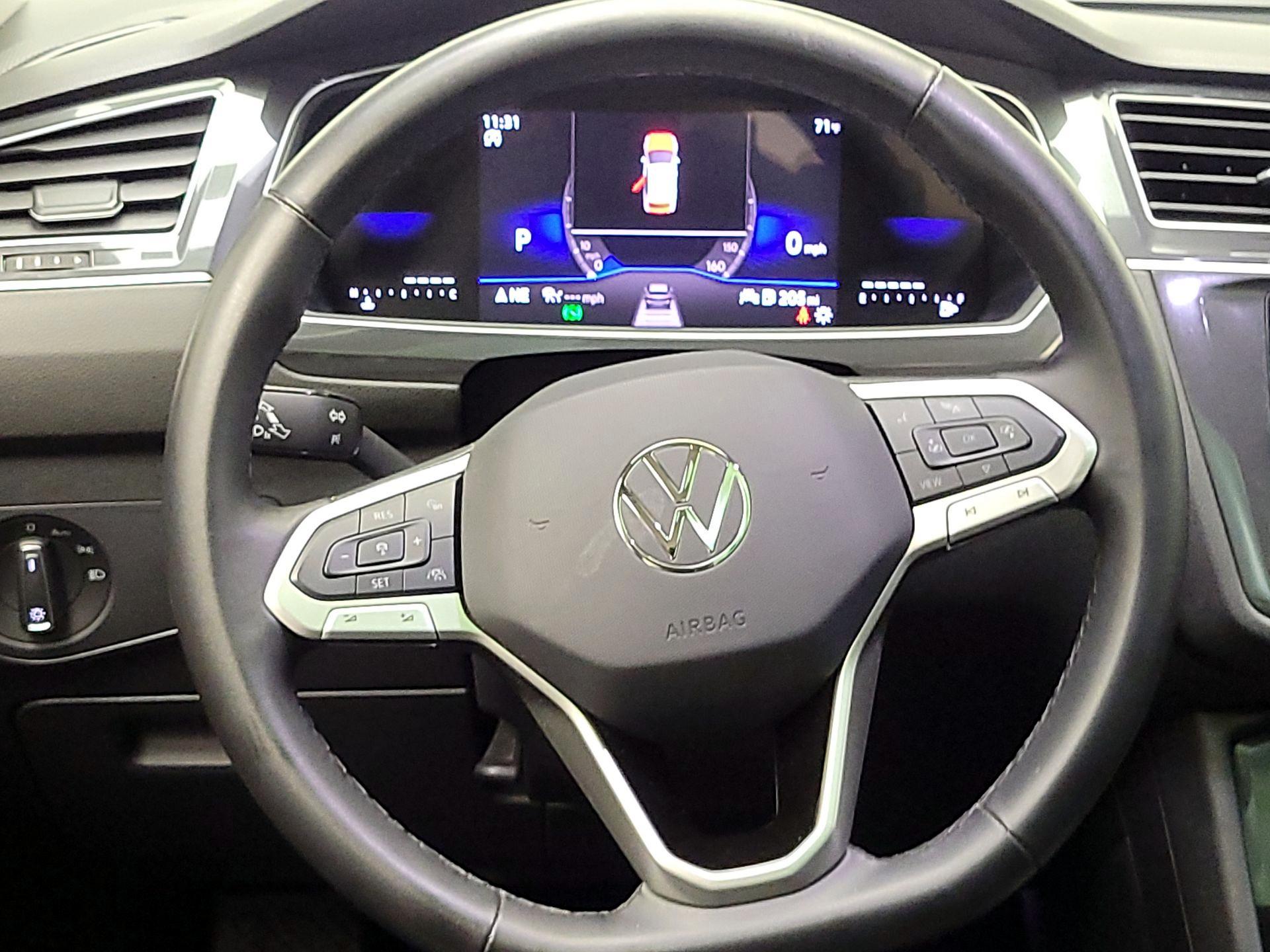 Thumbnail: 2024 Volkswagen Tiguan - 10