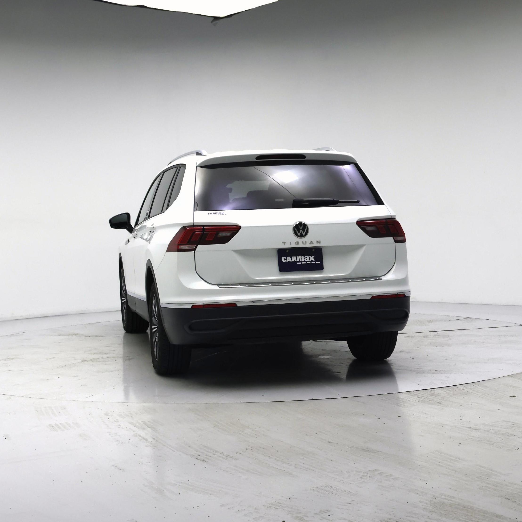 Thumbnail: 2024 Volkswagen Tiguan - 6