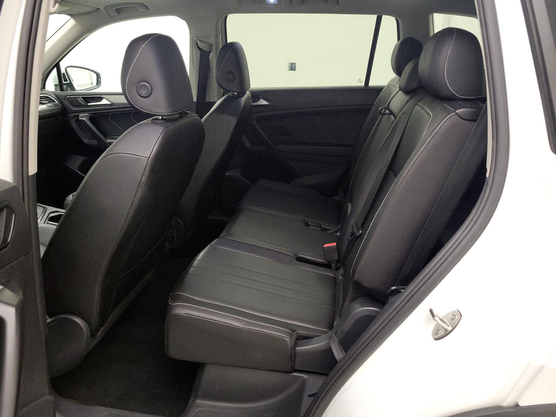 Thumbnail: 2023 Volkswagen Tiguan - 20