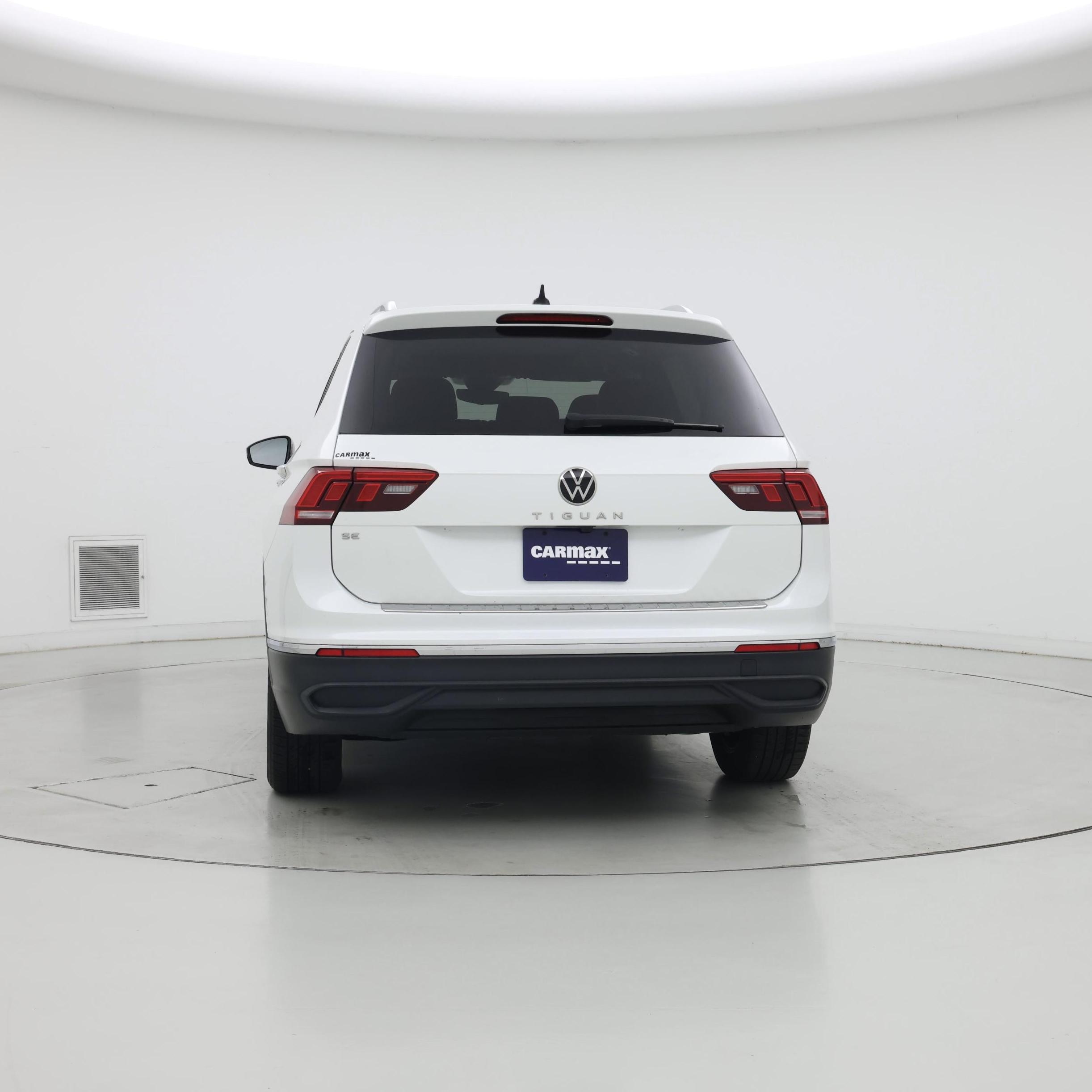 Thumbnail: 2023 Volkswagen Tiguan - 6