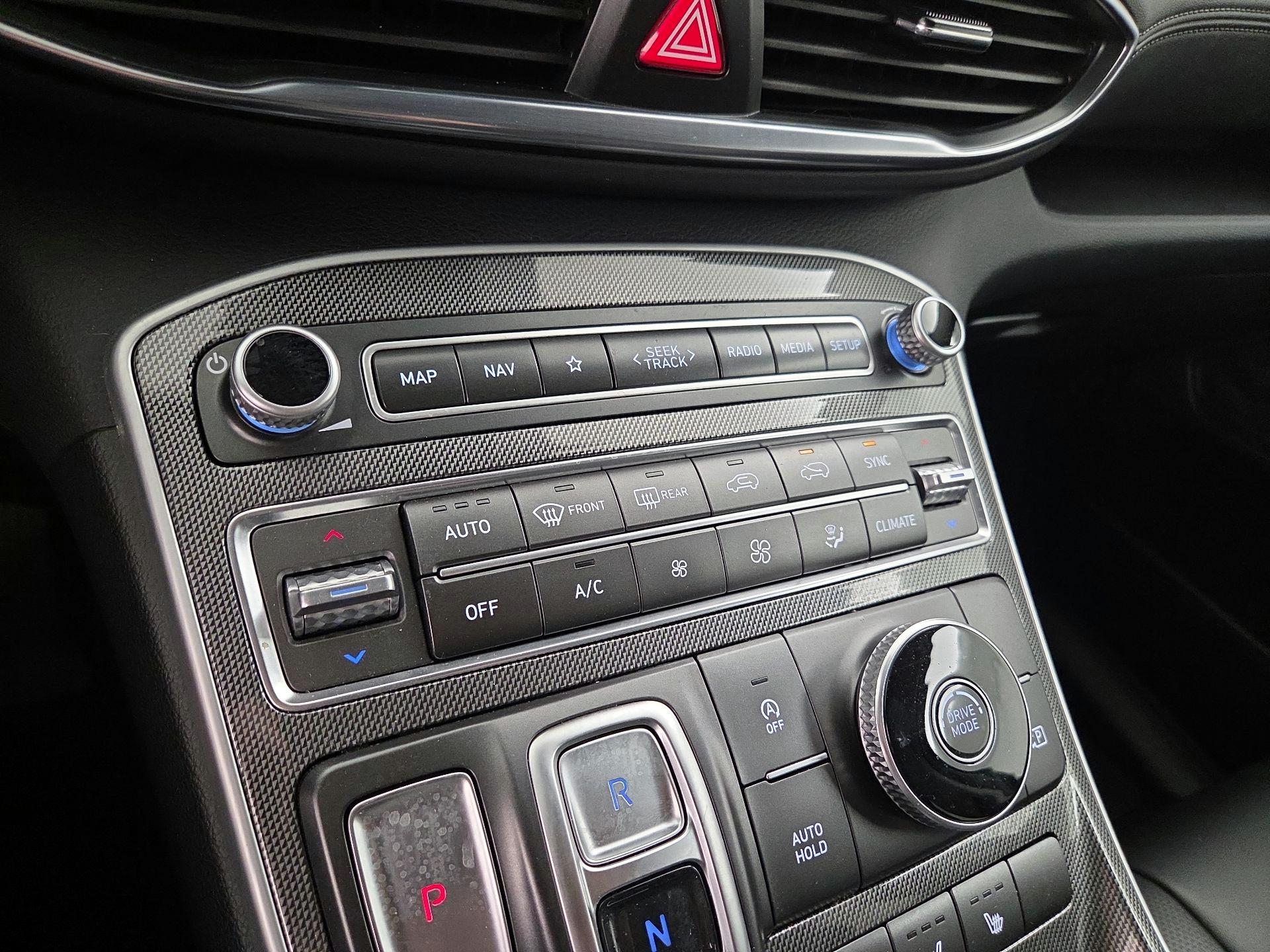 Thumbnail: 2023 Hyundai Santa Fe - 17