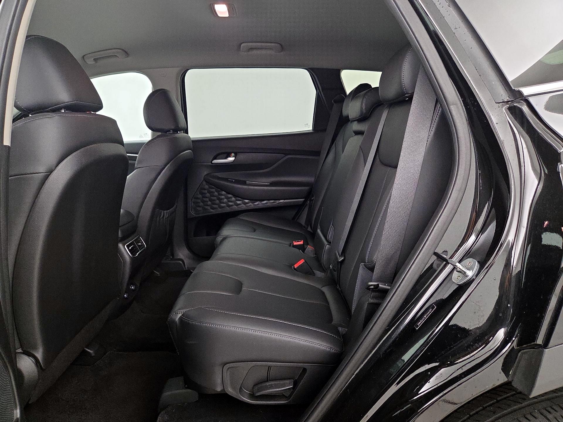 Thumbnail: 2023 Hyundai Santa Fe - 20