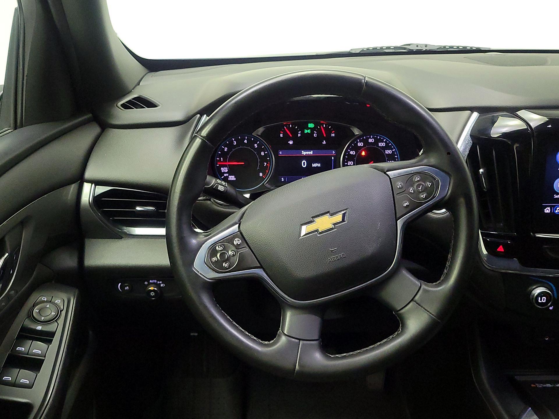 Thumbnail: 2023 Chevrolet Traverse - 10