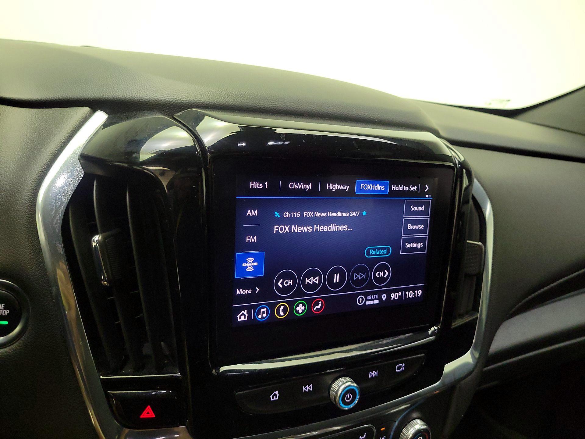 Thumbnail: 2023 Chevrolet Traverse - 15