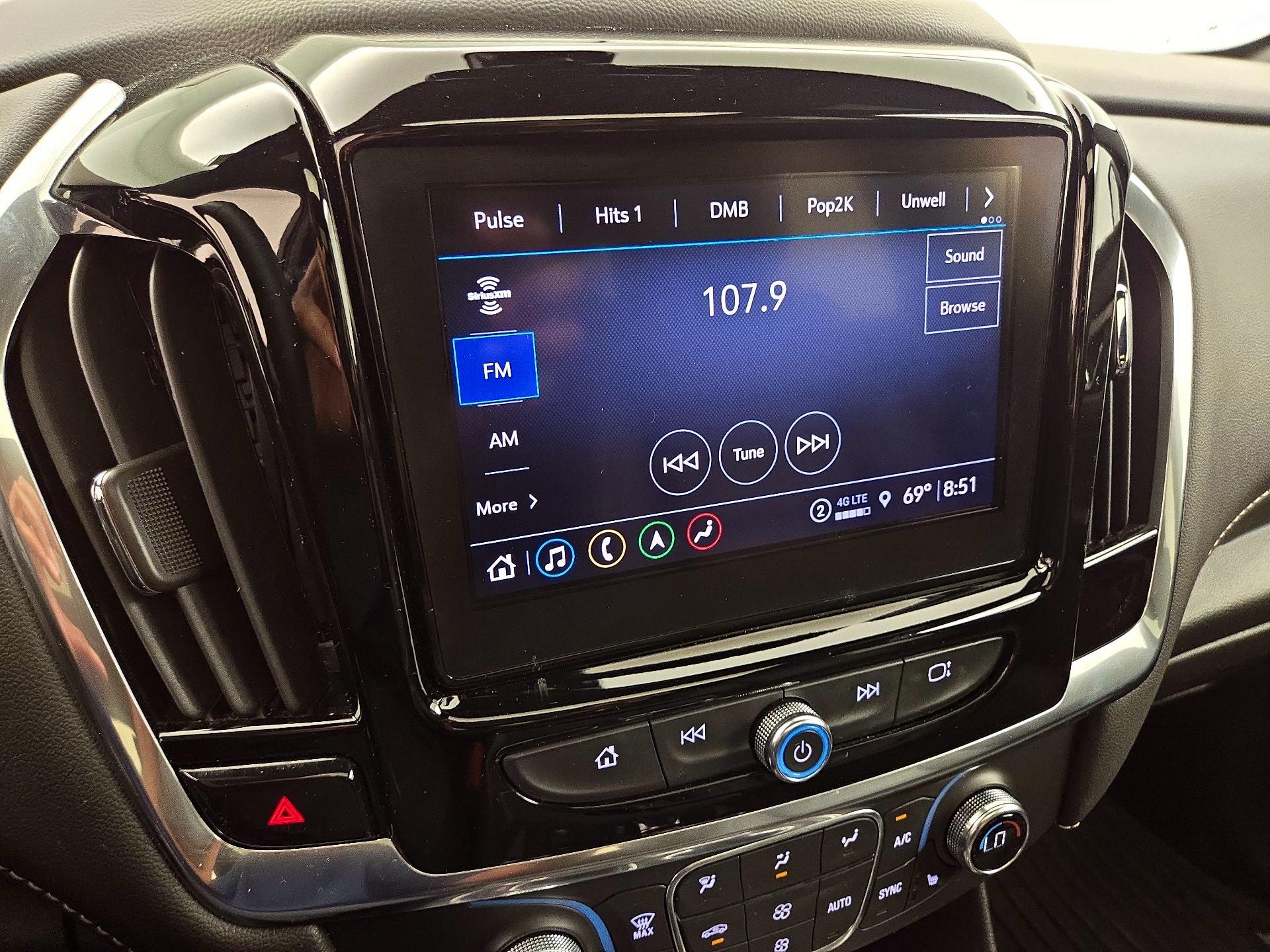 Thumbnail: 2023 Chevrolet Traverse - 16