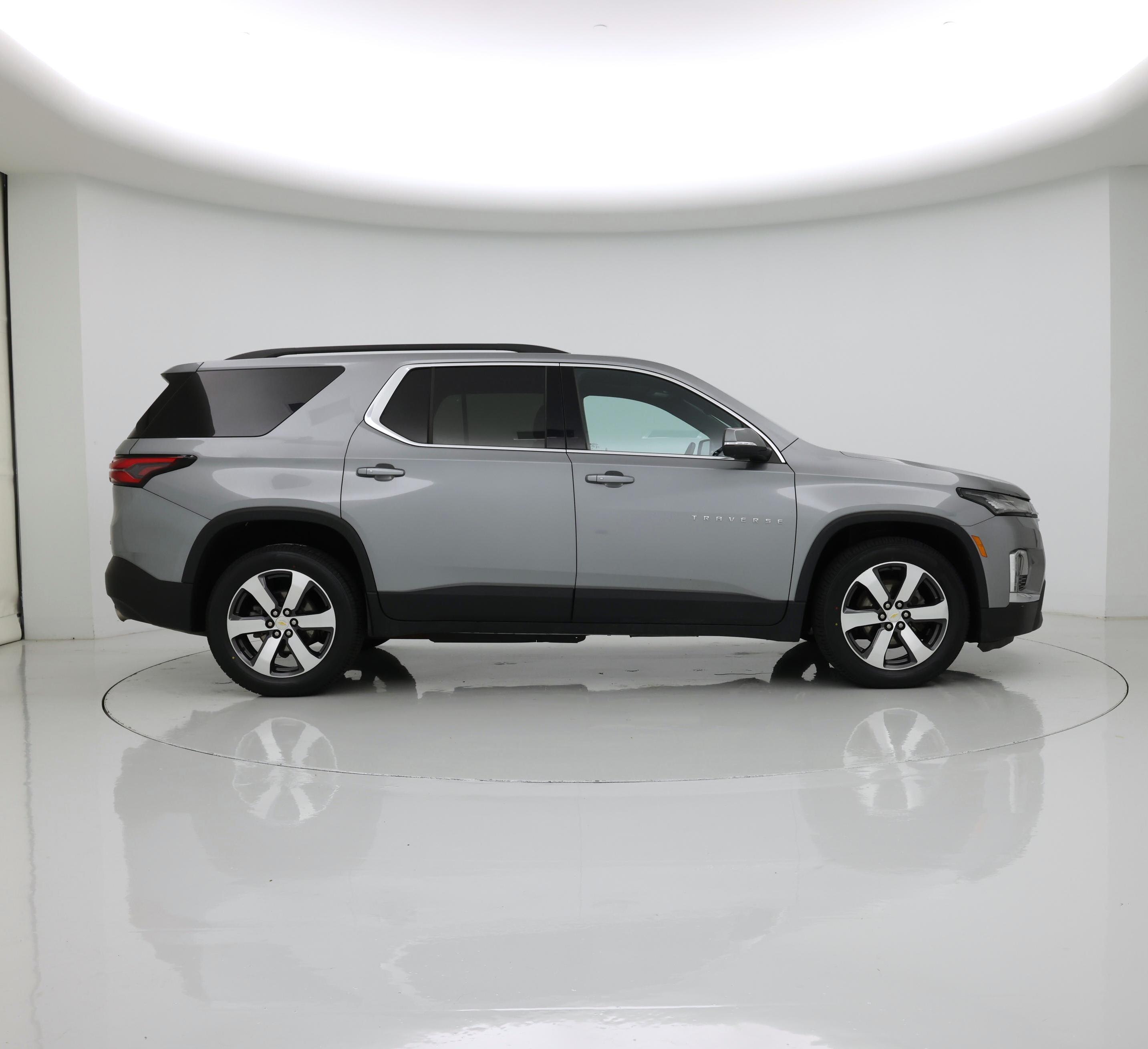 Thumbnail: 2023 Chevrolet Traverse - 7