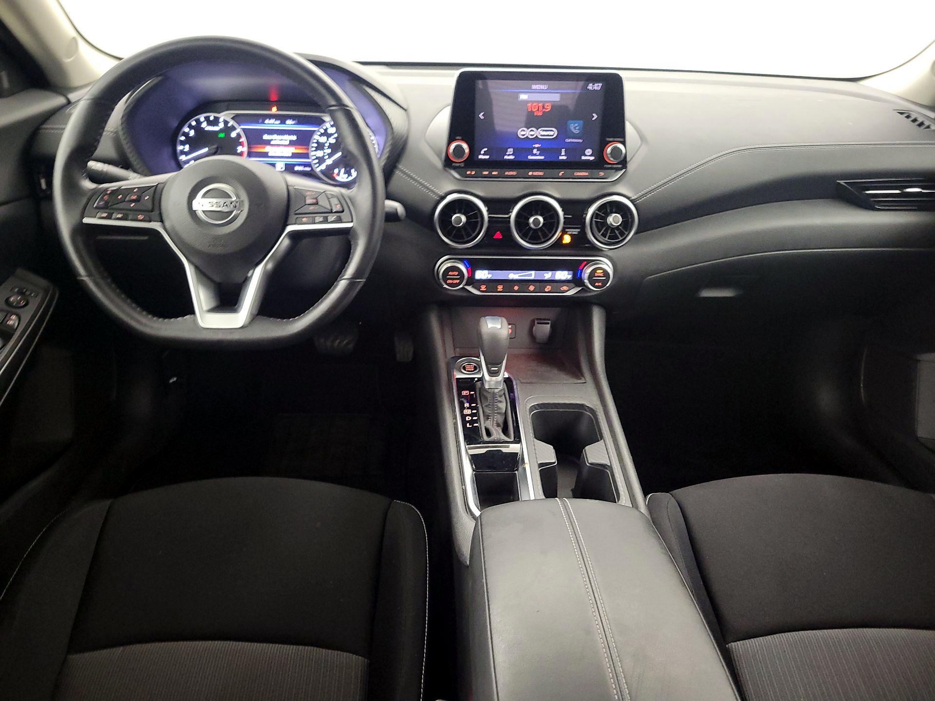 Thumbnail: 2020 Nissan Sentra - 9