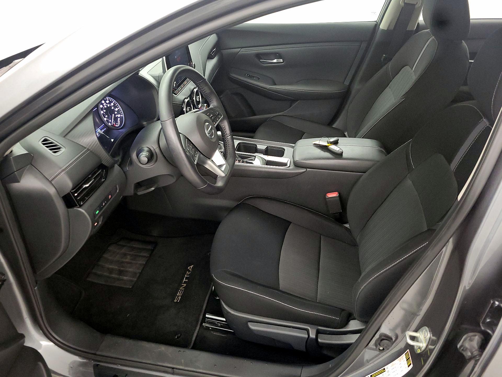 Thumbnail: 2020 Nissan Sentra - 11