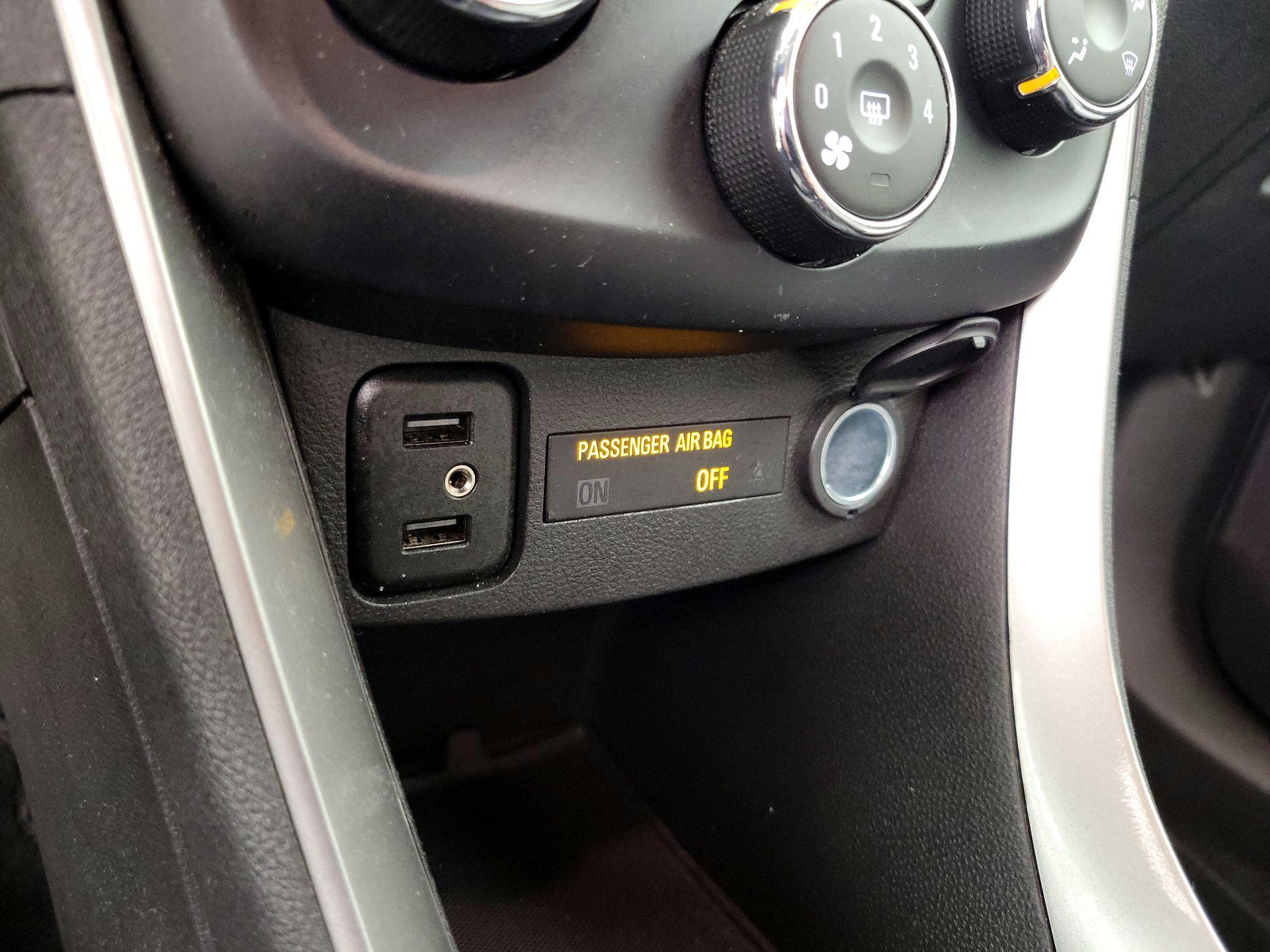 Thumbnail: 2020 Chevrolet Trax - 18