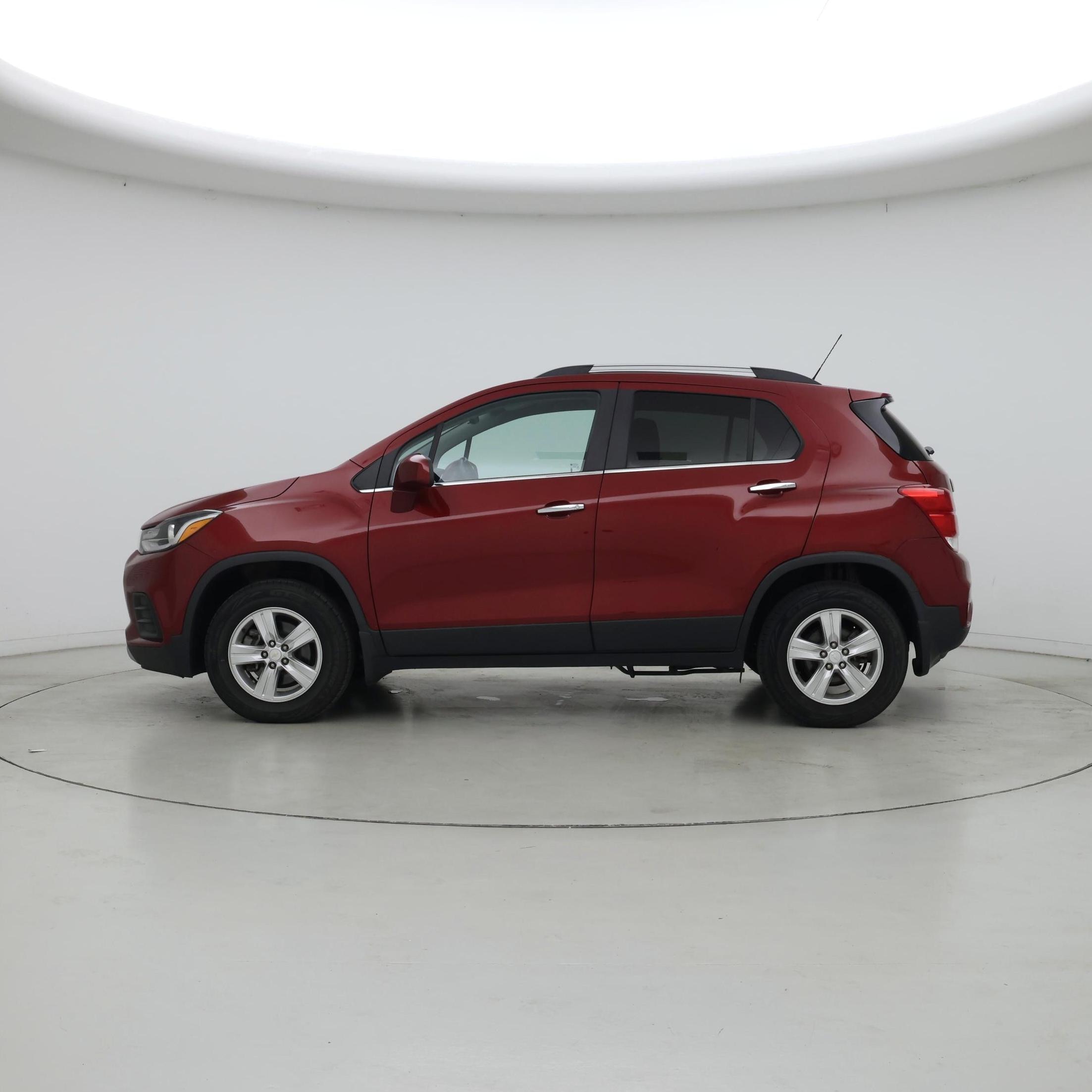 Thumbnail: 2020 Chevrolet Trax - 3