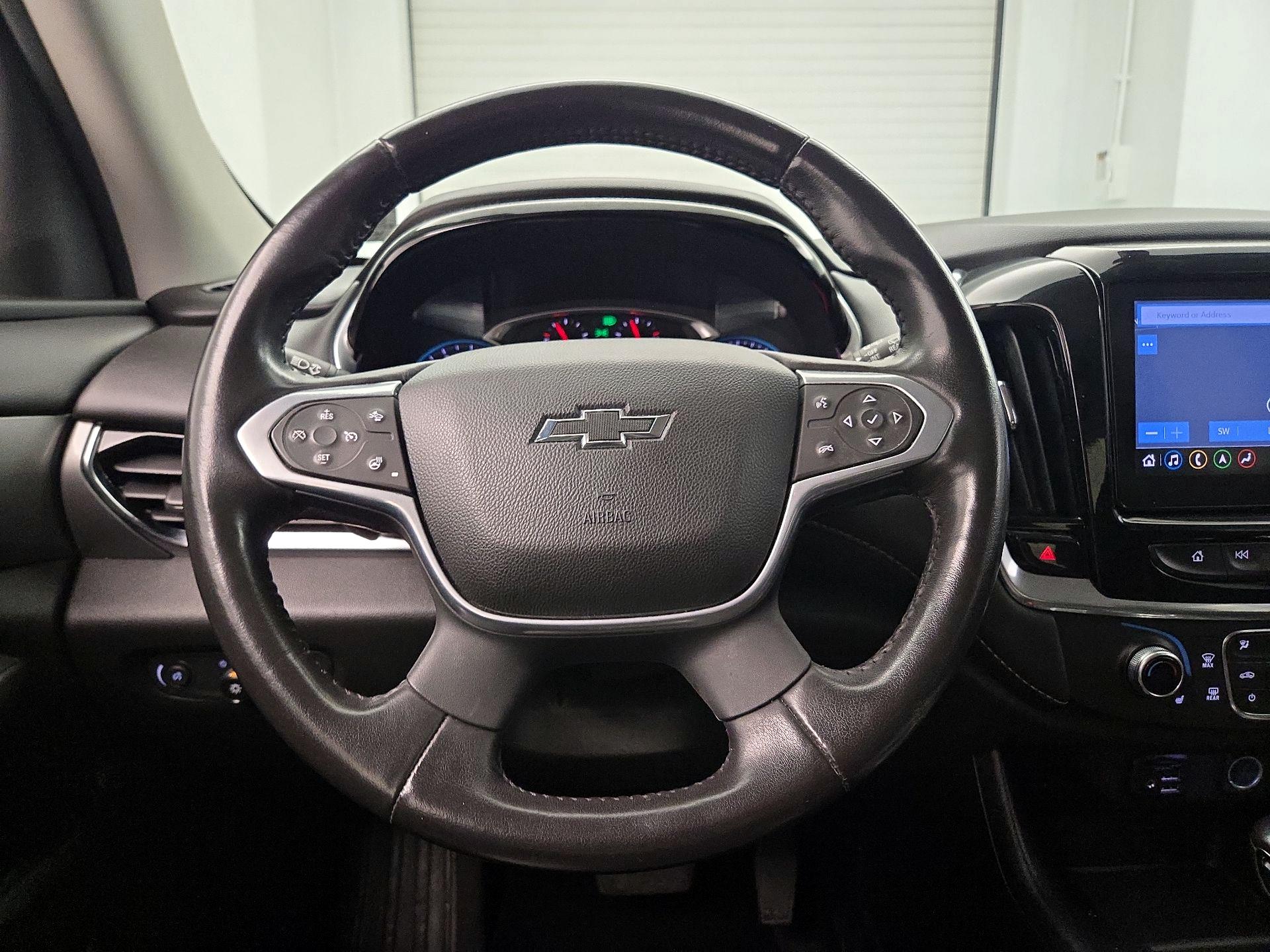 Thumbnail: 2021 Chevrolet Traverse - 10