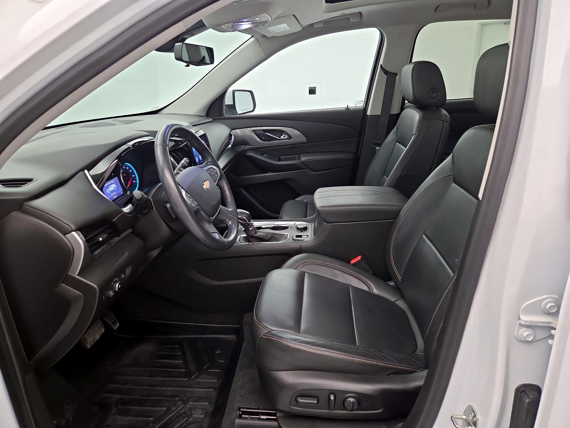 Thumbnail: 2021 Chevrolet Traverse - 11