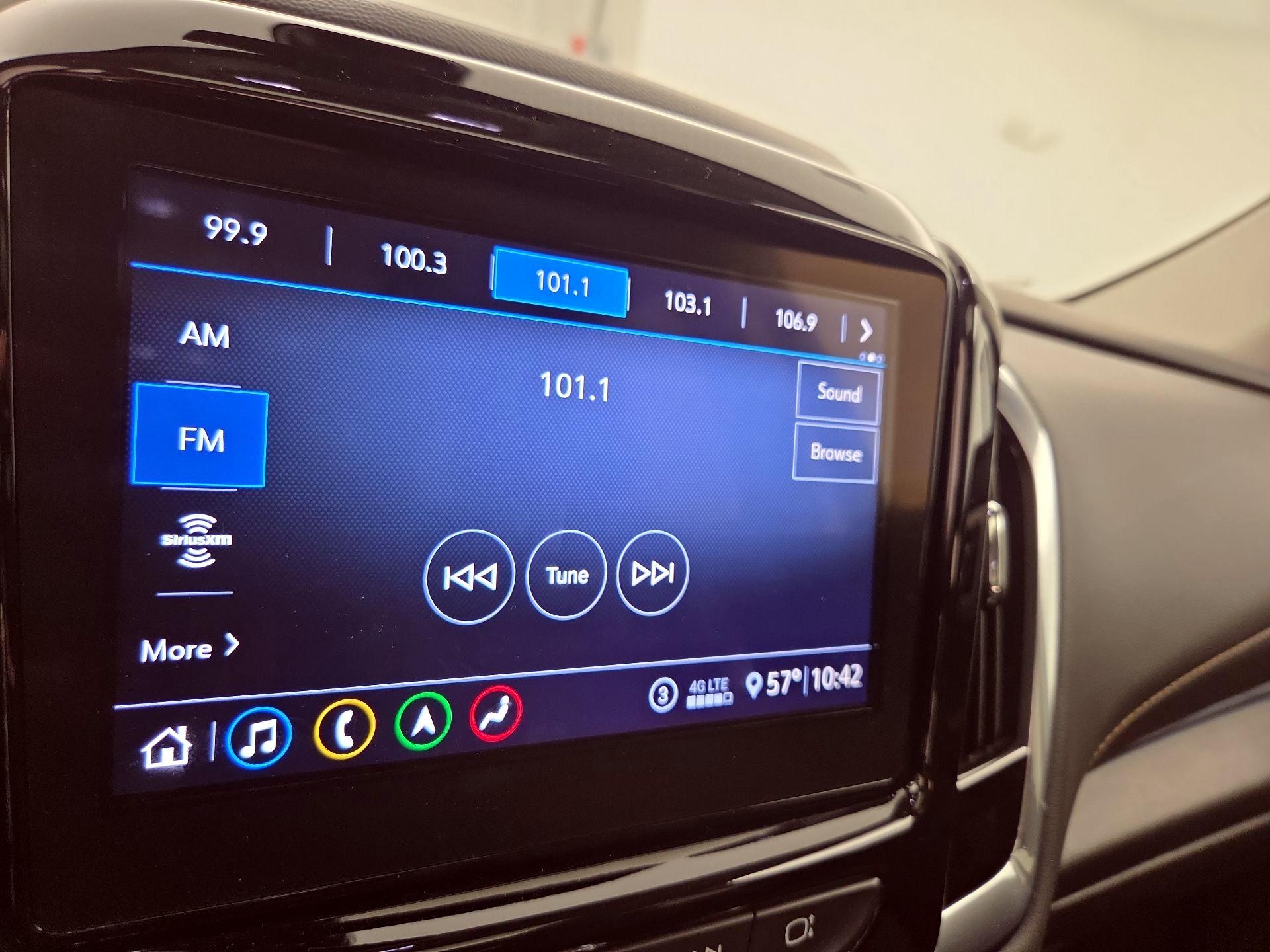 Thumbnail: 2021 Chevrolet Traverse - 15