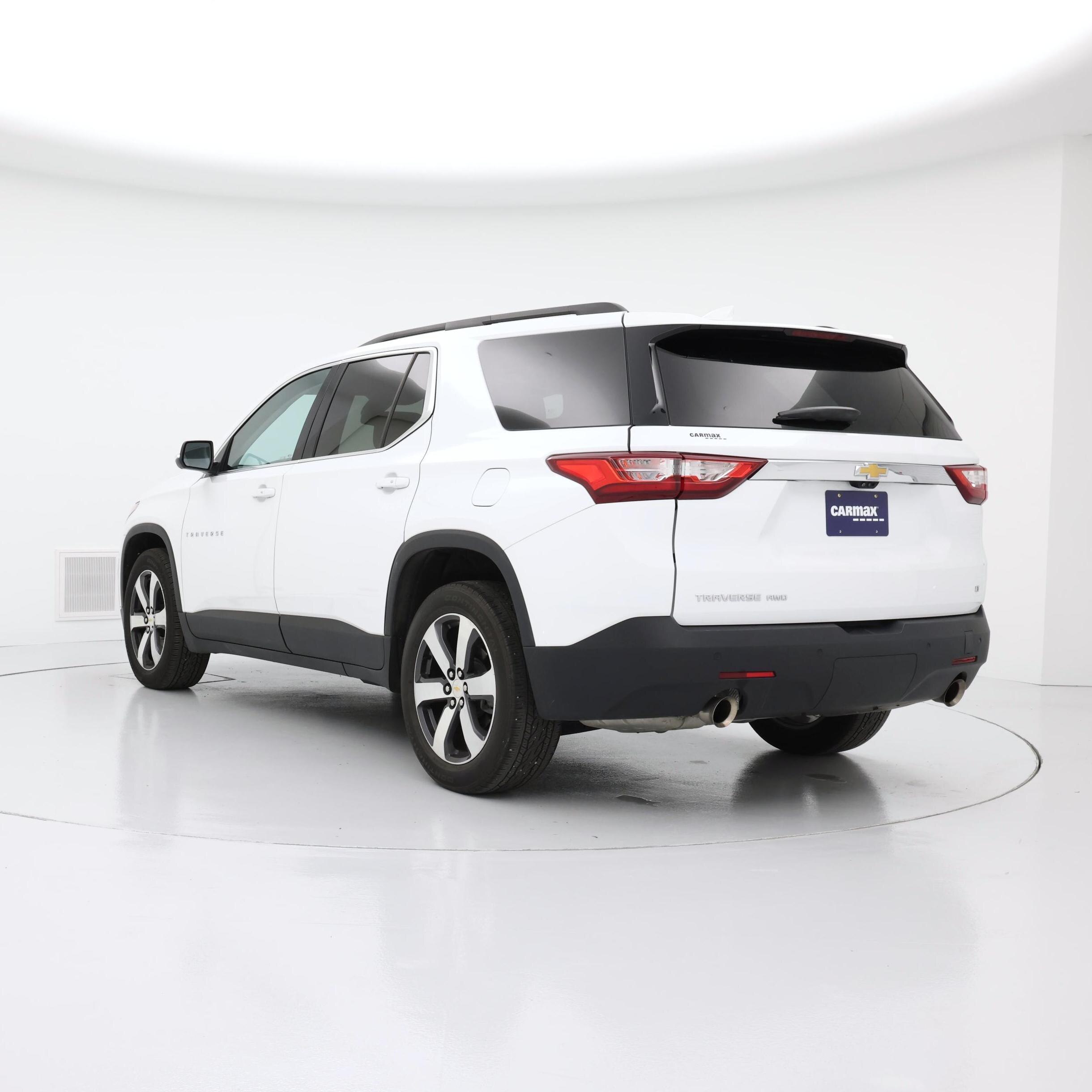 Thumbnail: 2021 Chevrolet Traverse - 2