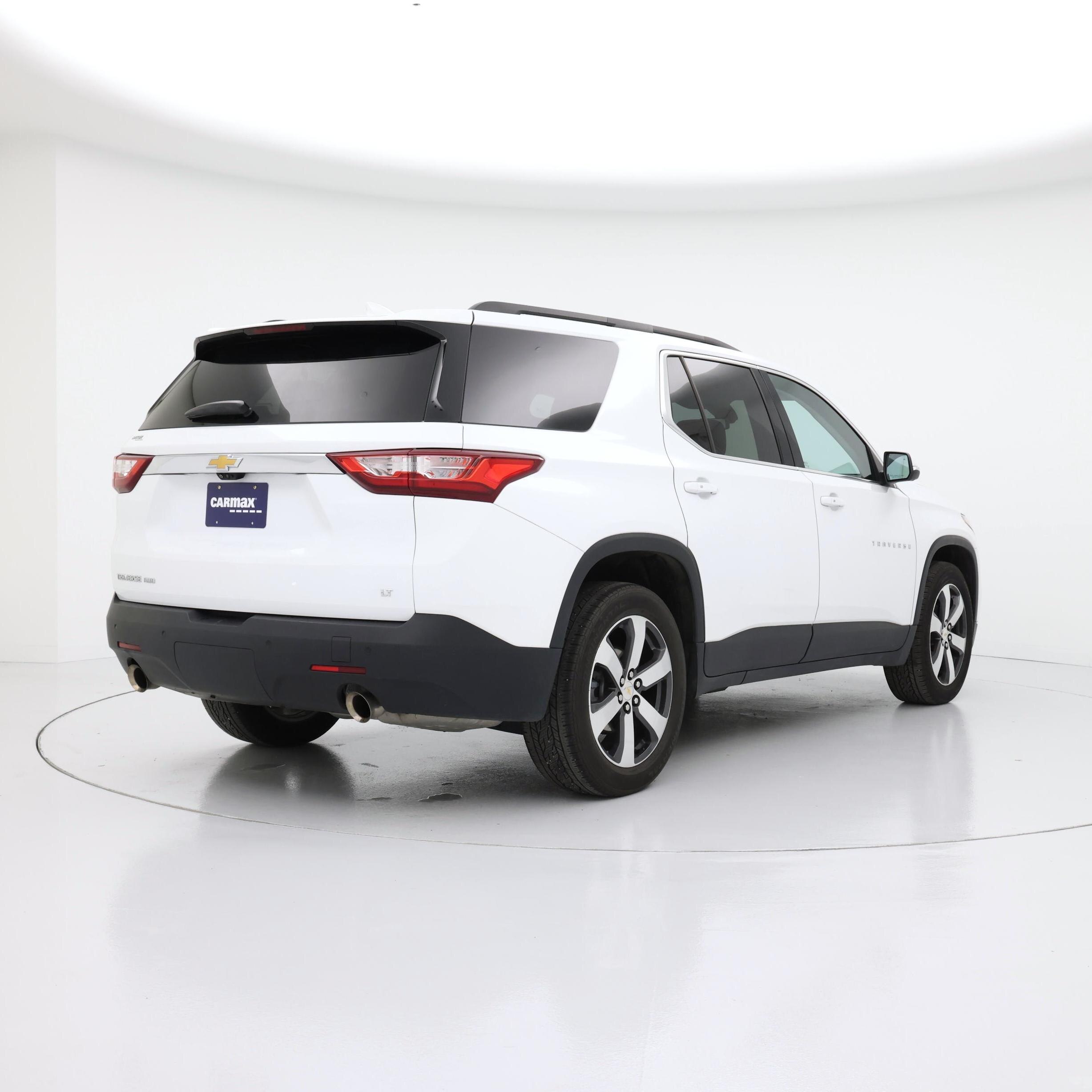 Thumbnail: 2021 Chevrolet Traverse - 8