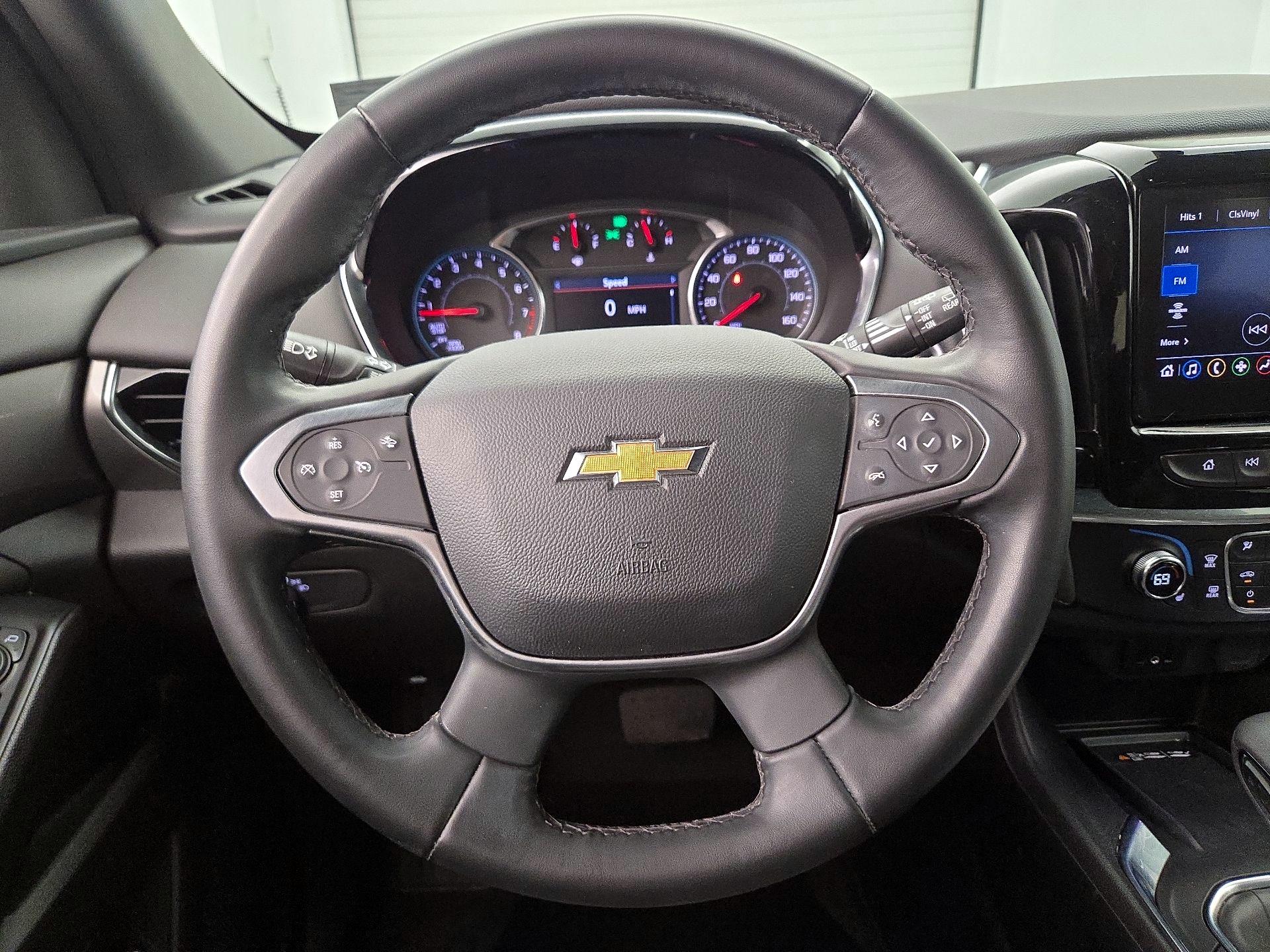 Thumbnail: 2023 Chevrolet Traverse - 10