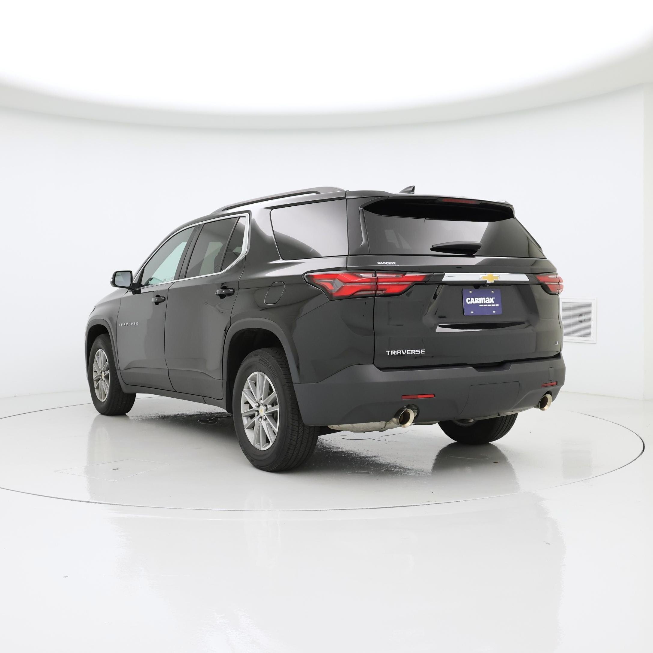 Thumbnail: 2023 Chevrolet Traverse - 2