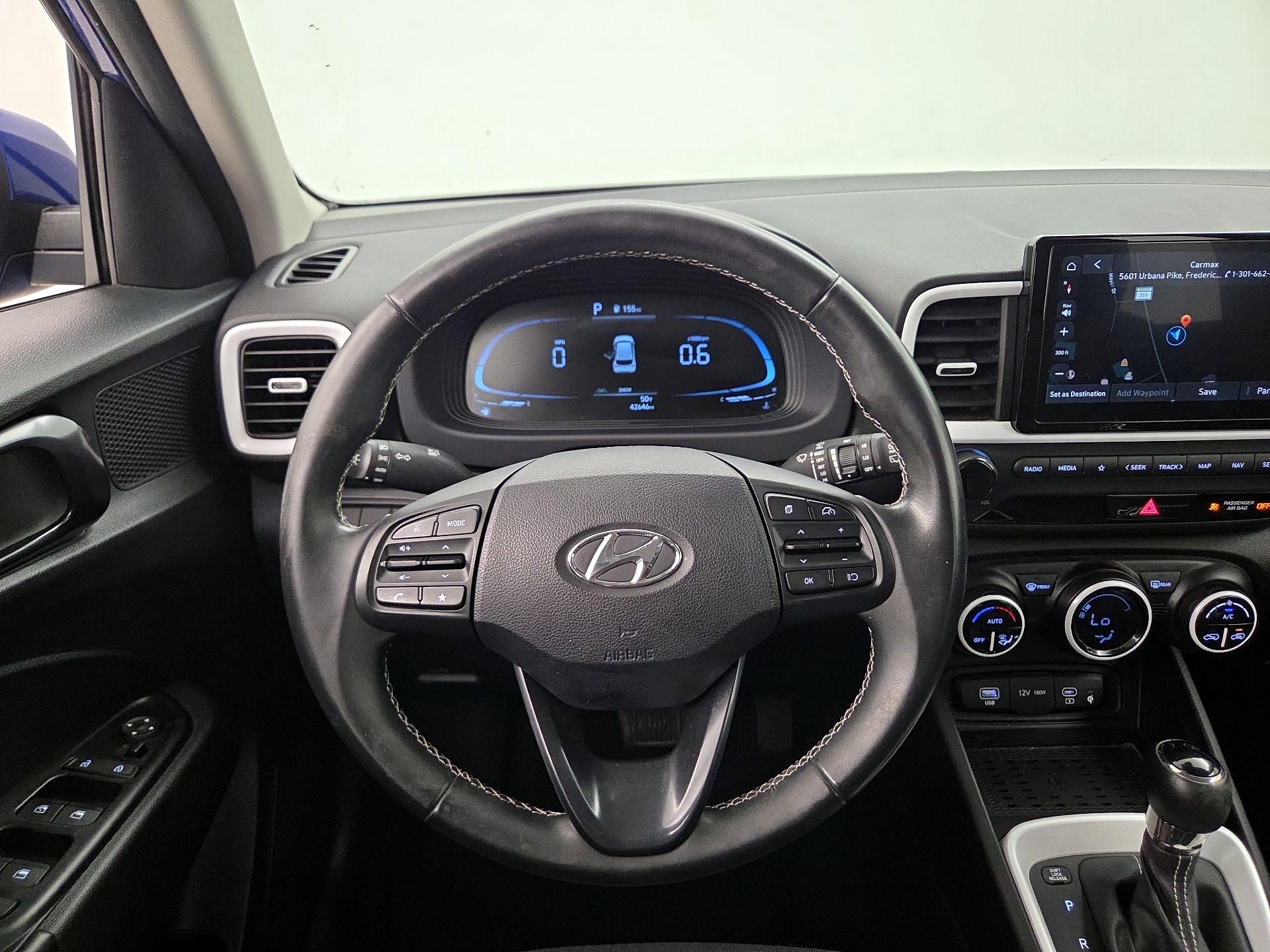 Thumbnail: 2023 Hyundai Venue - 10