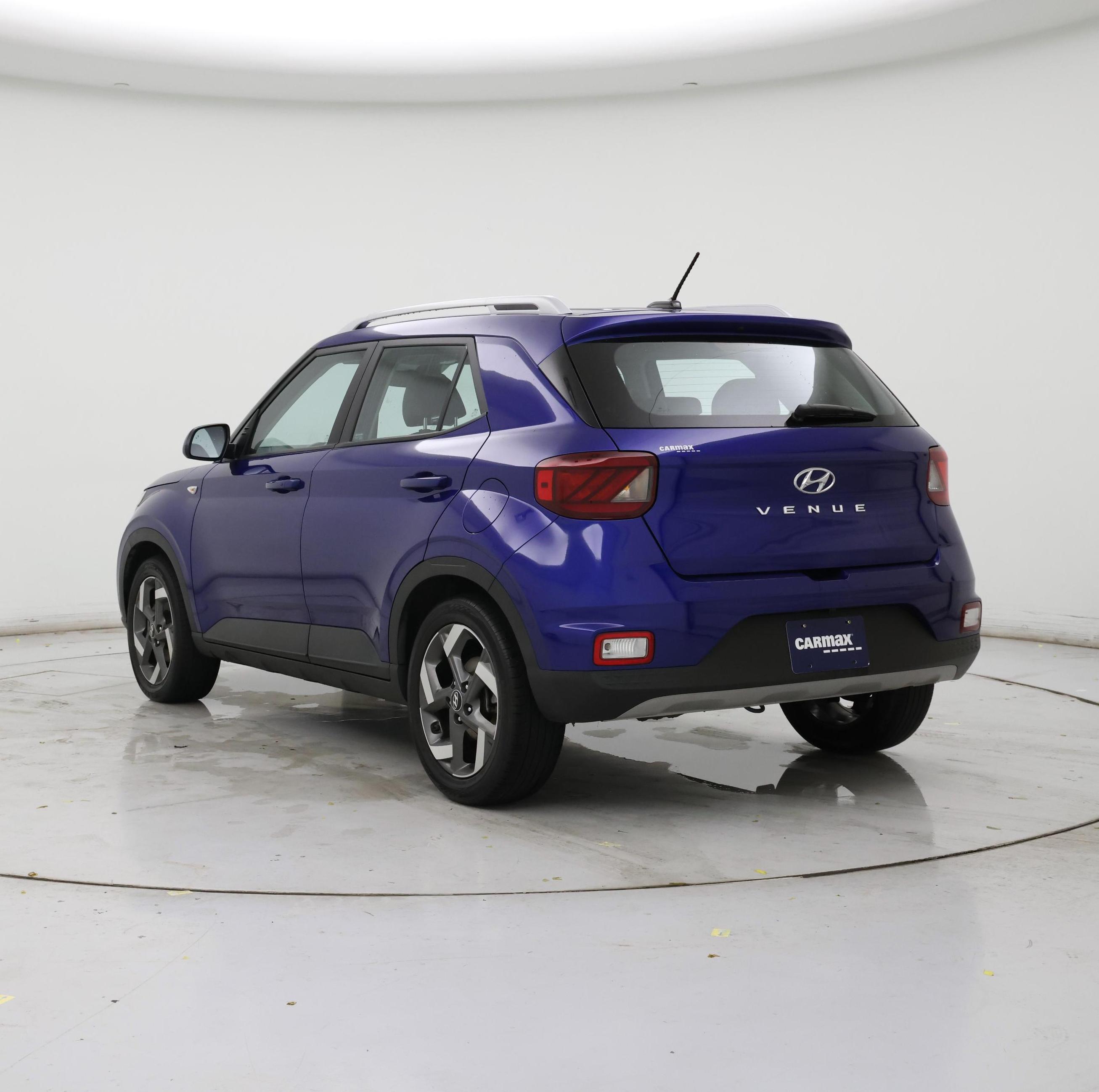 Thumbnail: 2023 Hyundai Venue - 2
