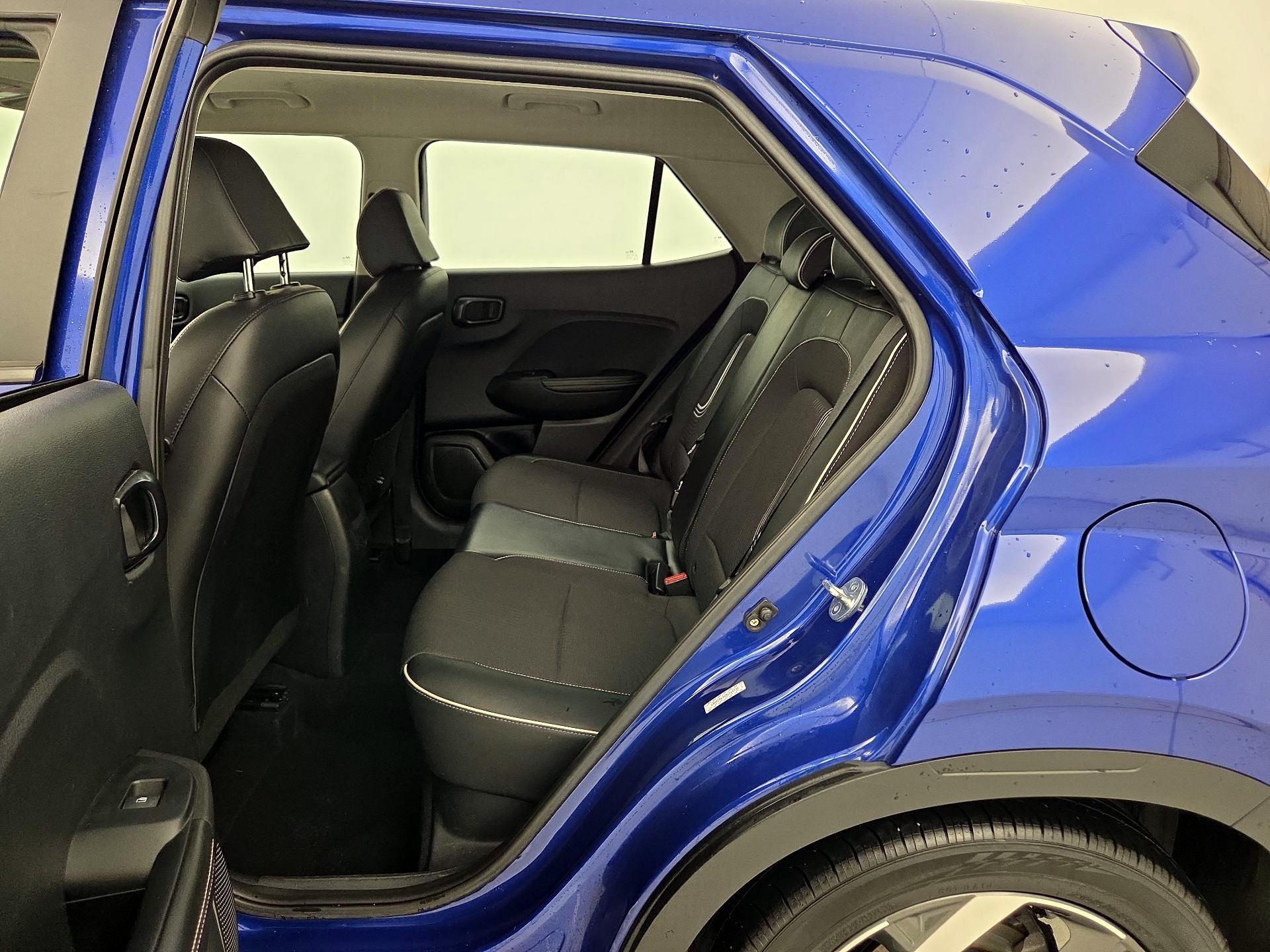 Thumbnail: 2023 Hyundai Venue - 20