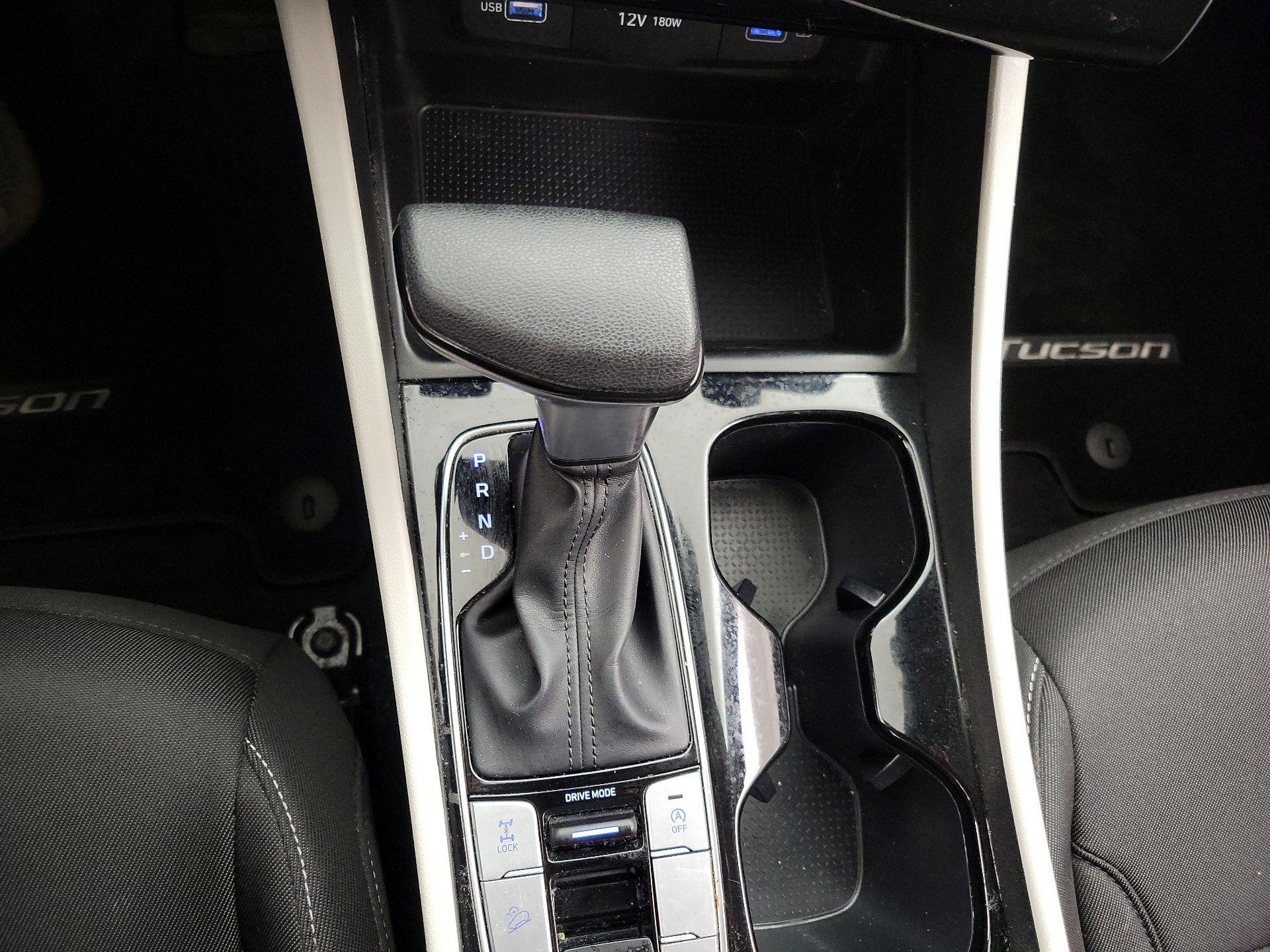 Thumbnail: 2022 Hyundai Tucson - 17