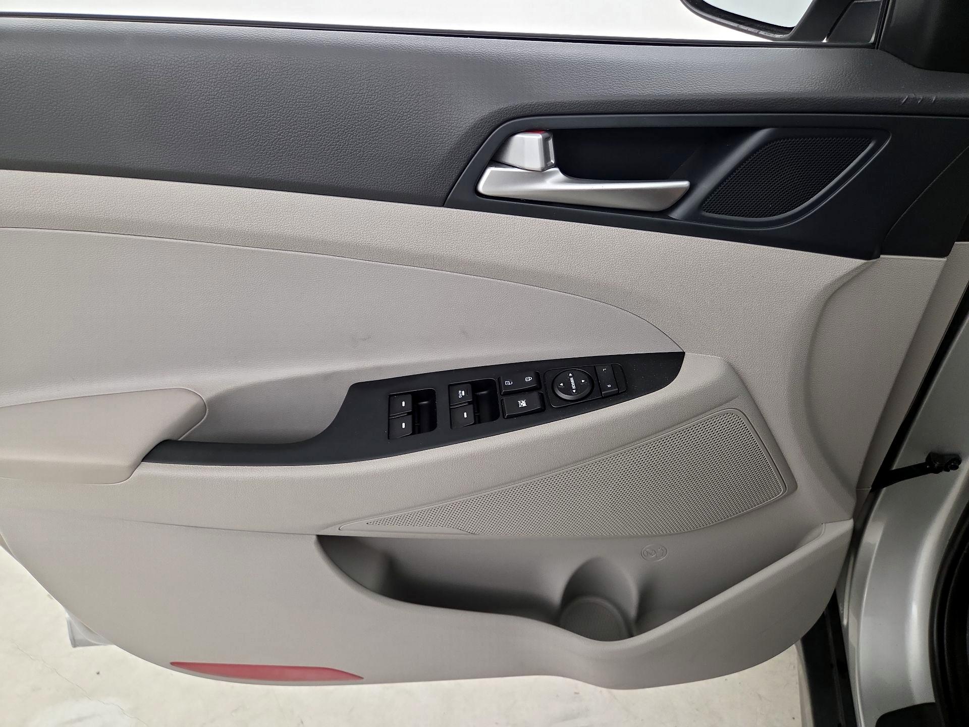 Thumbnail: 2021 Hyundai Tucson - 12