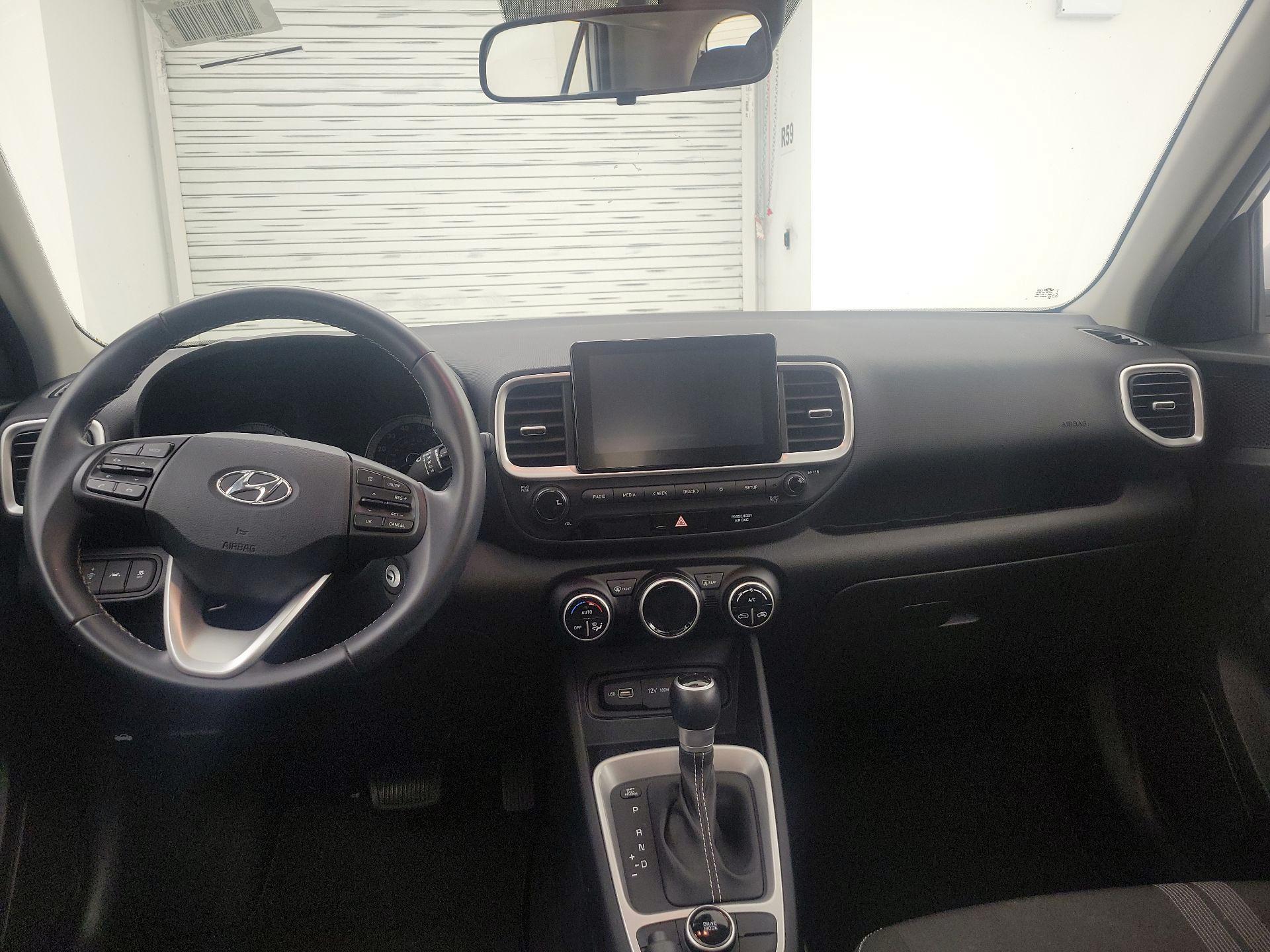 Thumbnail: 2022 Hyundai Venue - 9