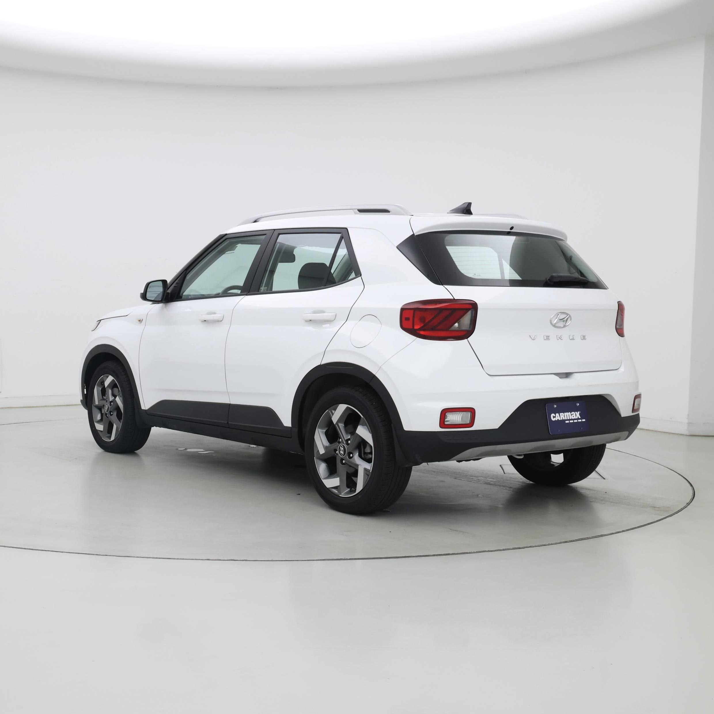 Thumbnail: 2022 Hyundai Venue - 2