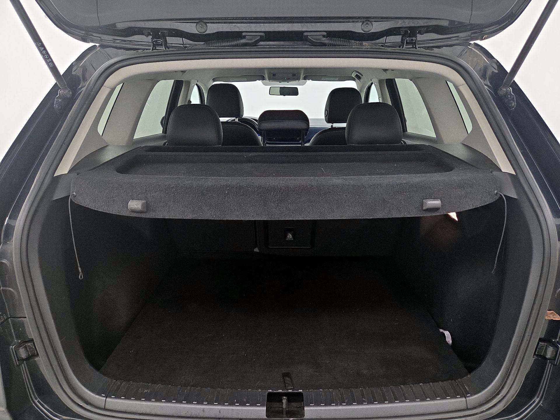 Thumbnail: 2022 Volkswagen Taos - 20