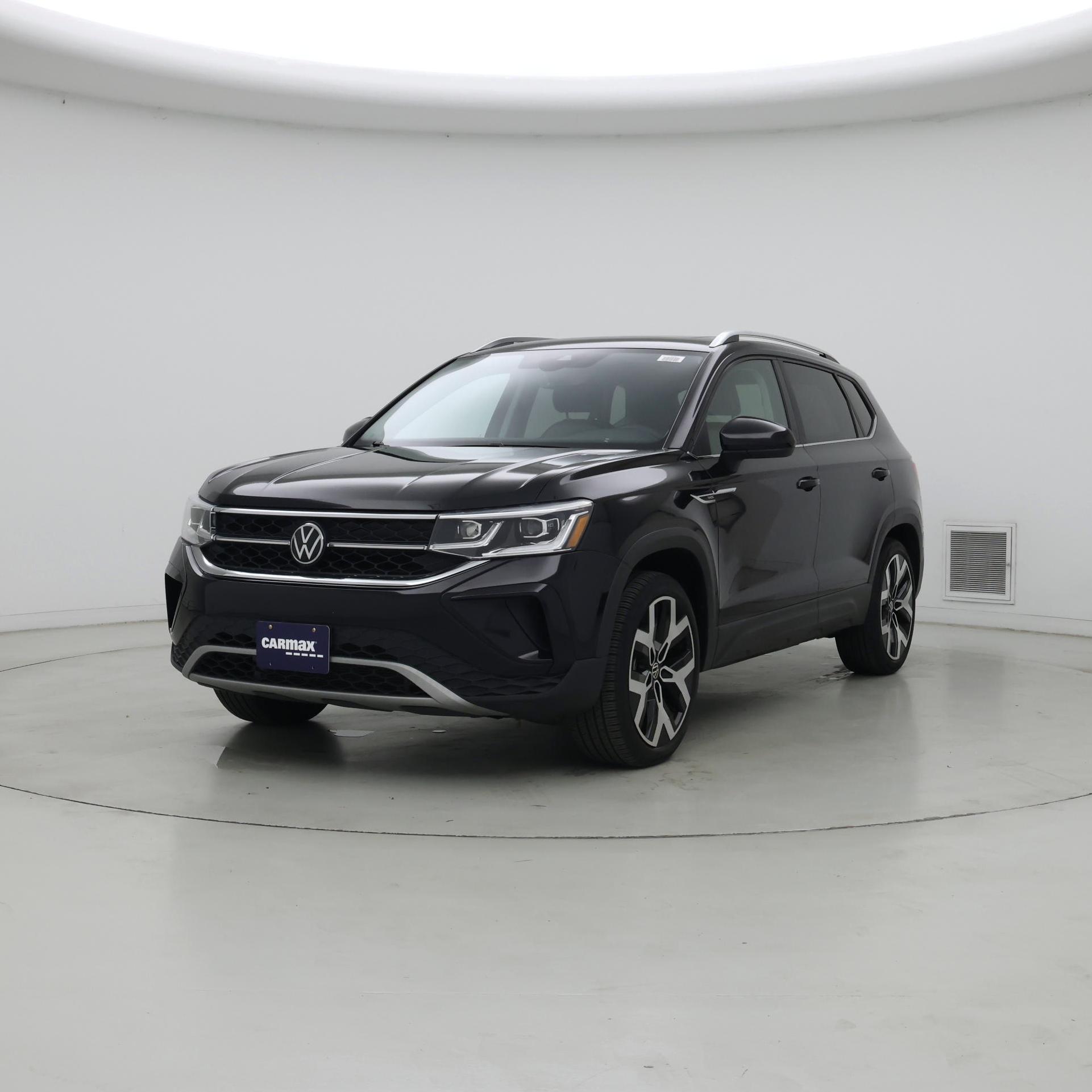Thumbnail: 2023 Volkswagen Taos - 4