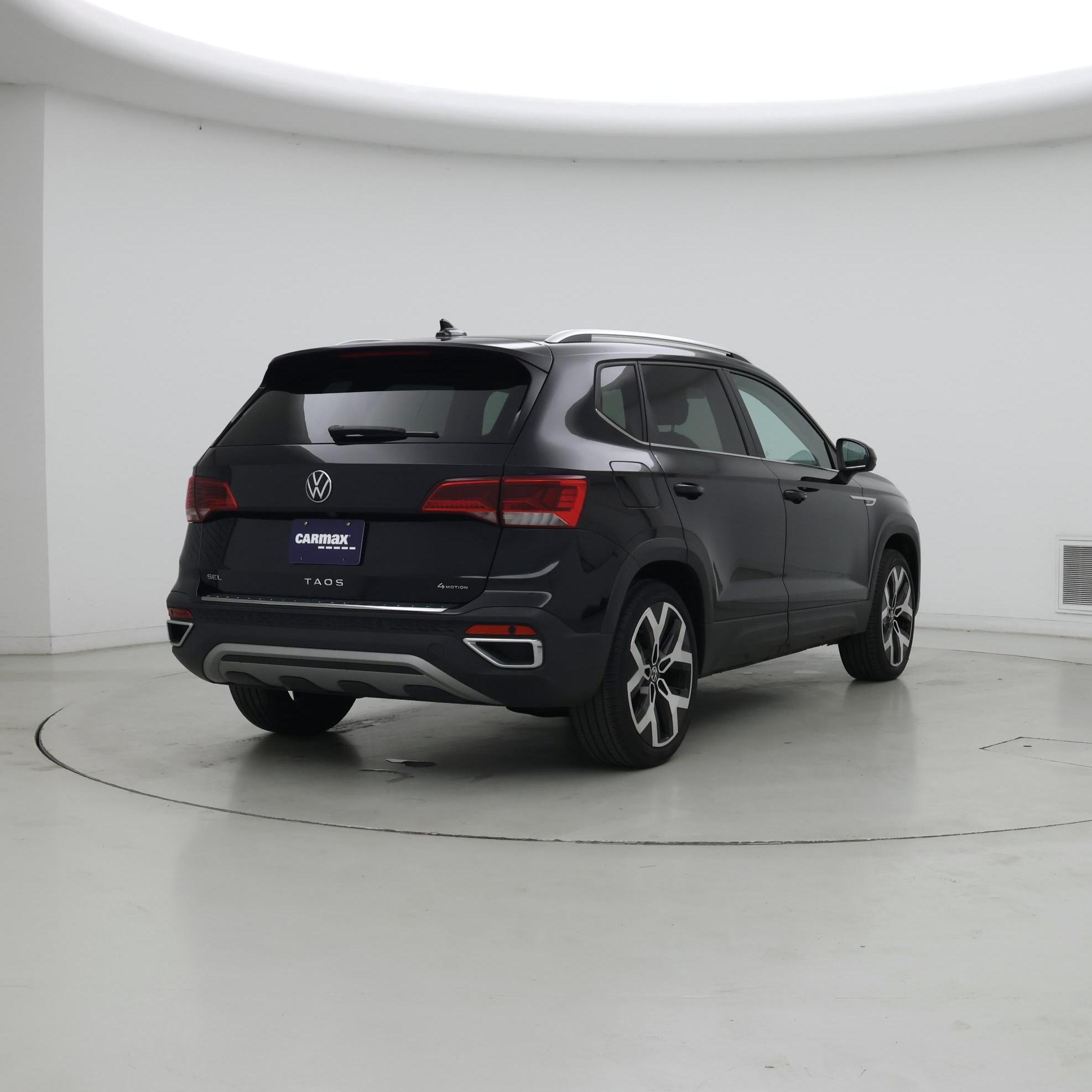 Thumbnail: 2023 Volkswagen Taos - 8