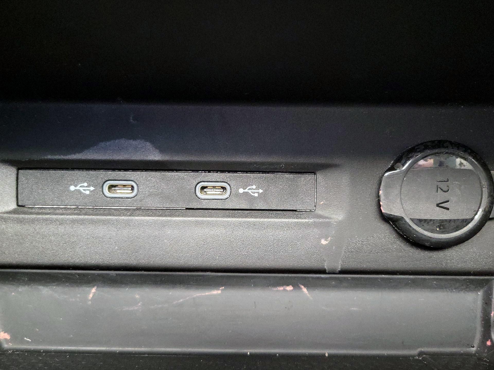 Thumbnail: 2023 Volkswagen Taos - 18