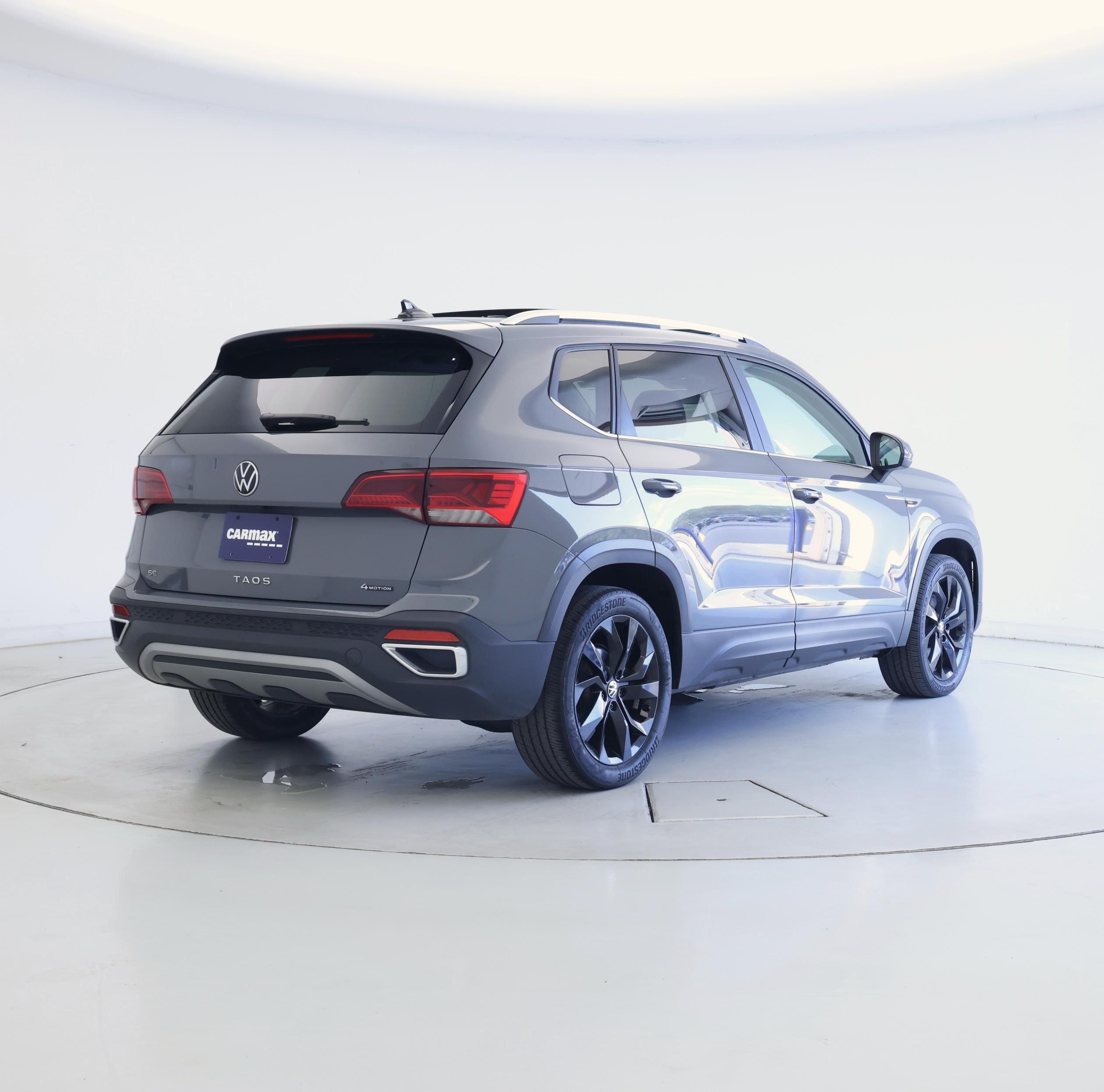 Thumbnail: 2023 Volkswagen Taos - 8