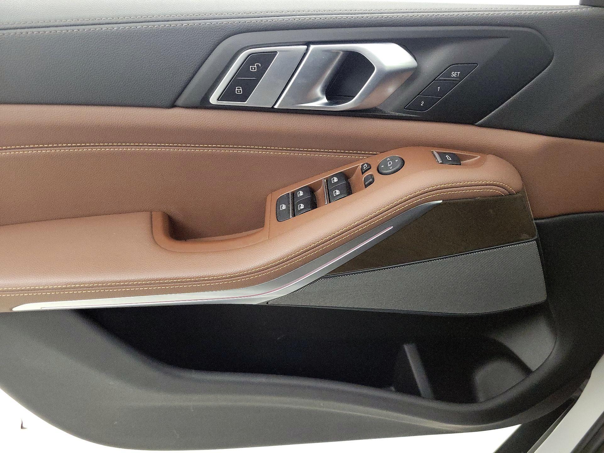 Thumbnail: 2021 BMW X5 - 12