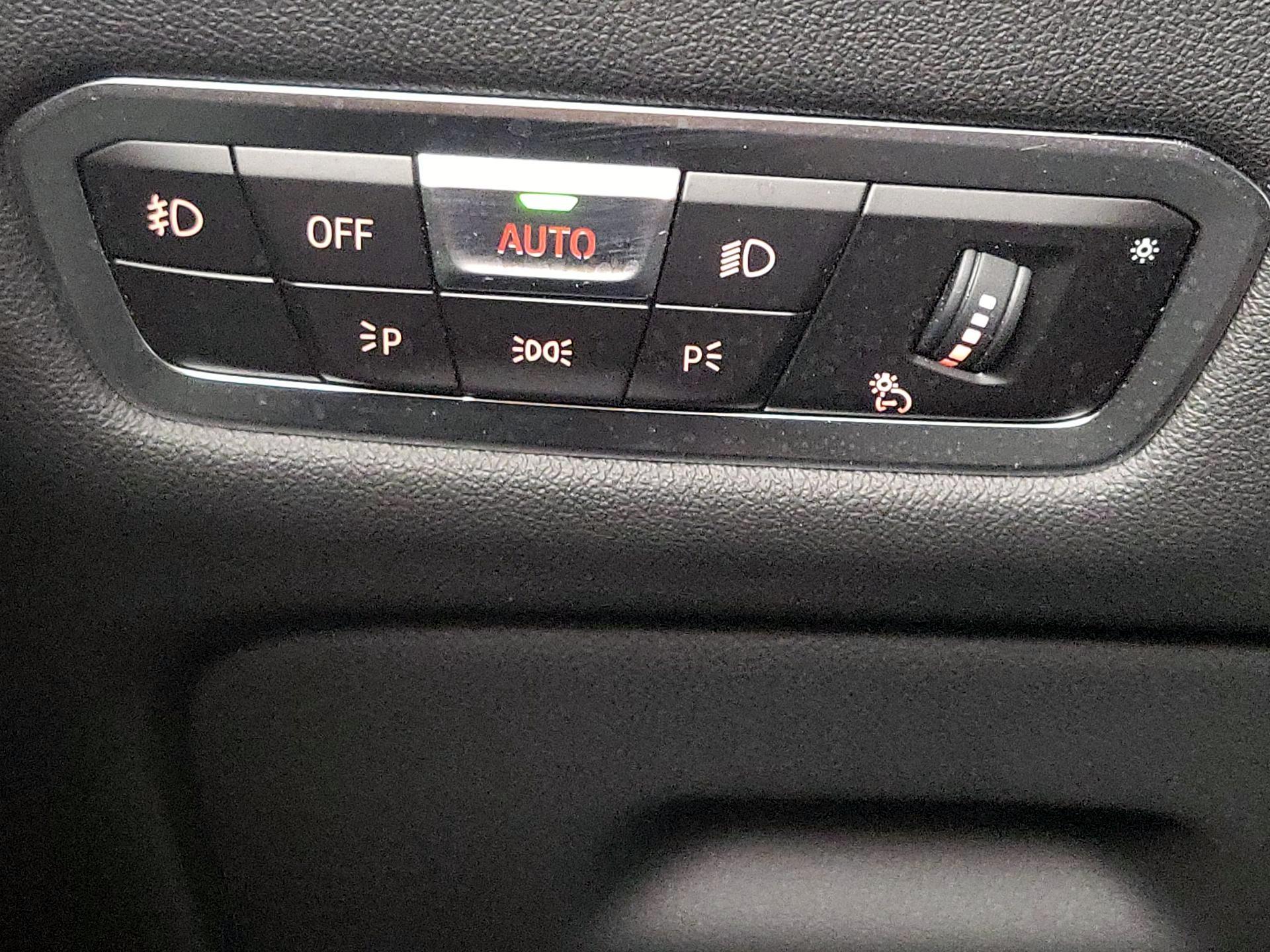 Thumbnail: 2021 BMW X5 - 13