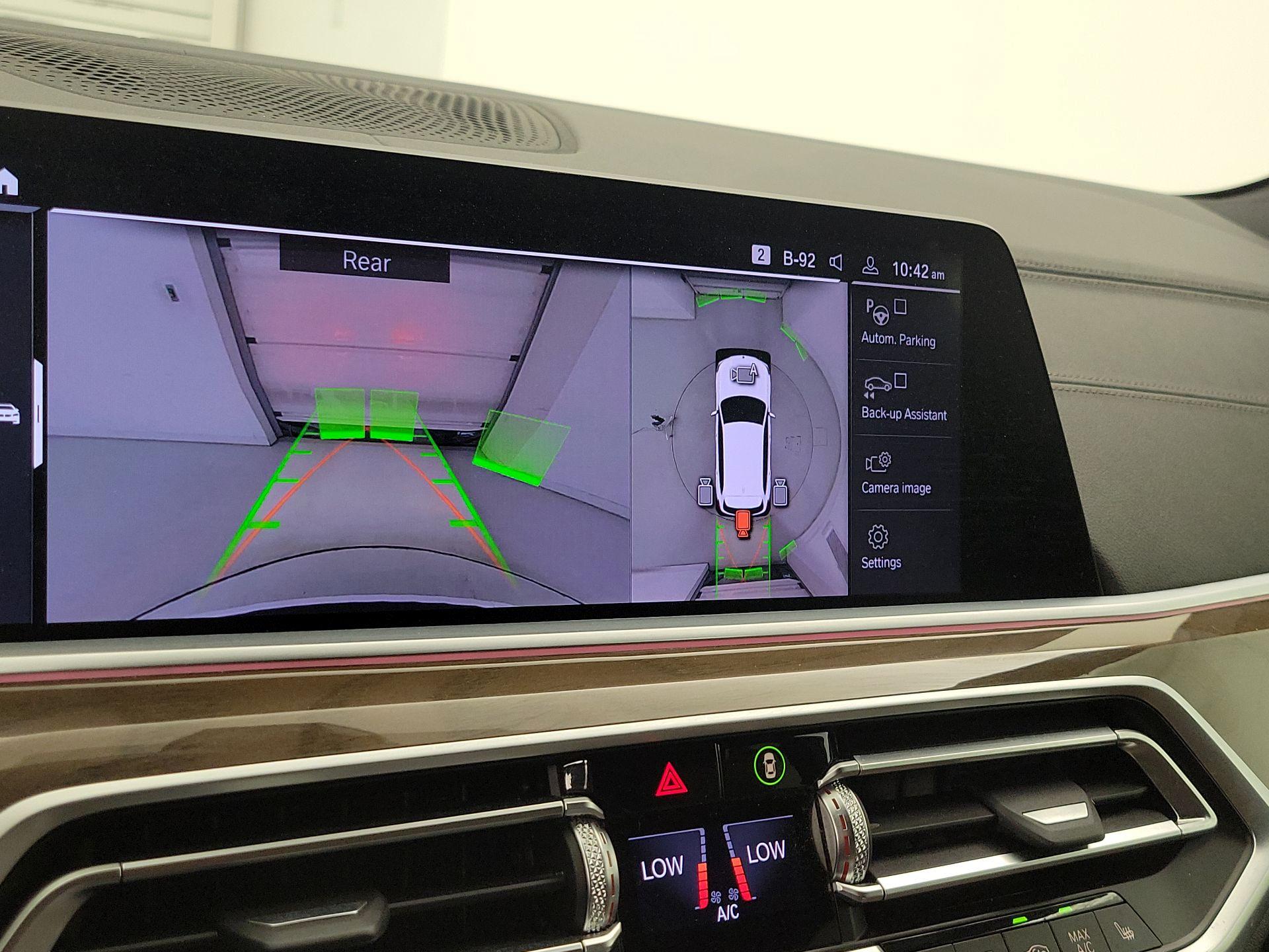 Thumbnail: 2021 BMW X5 - 15