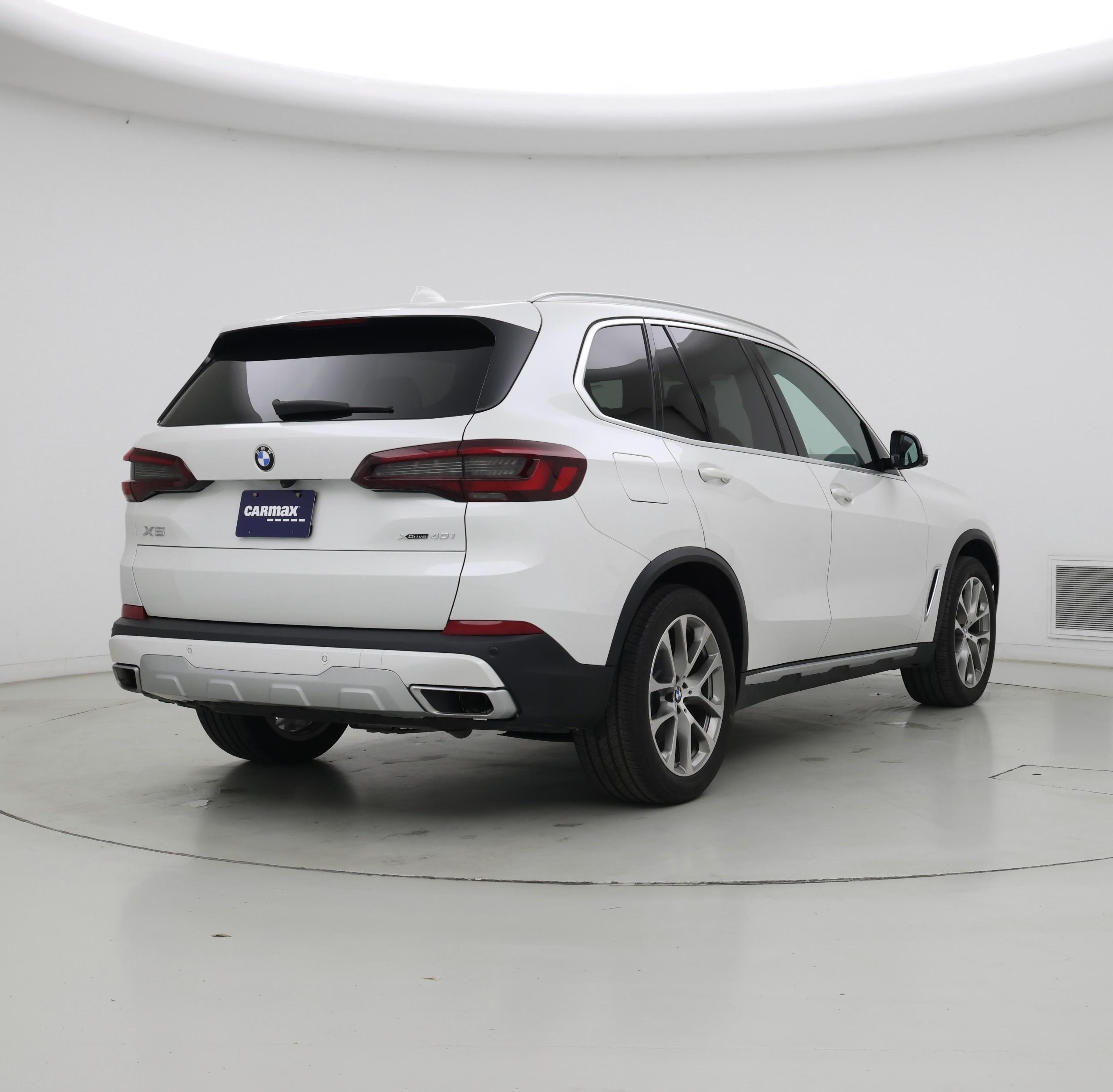 Thumbnail: 2021 BMW X5 - 8