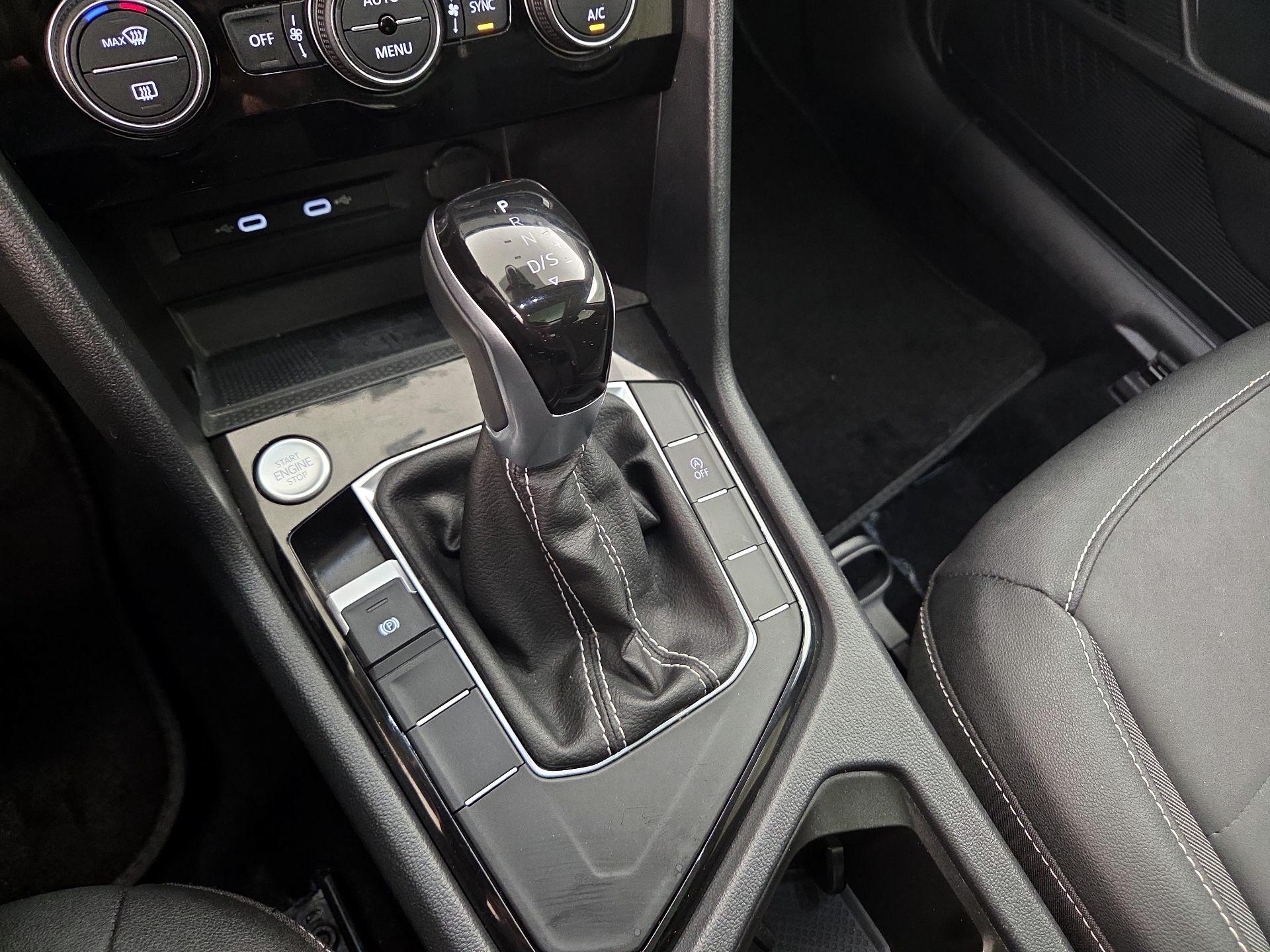 Thumbnail: 2024 Volkswagen Taos - 17