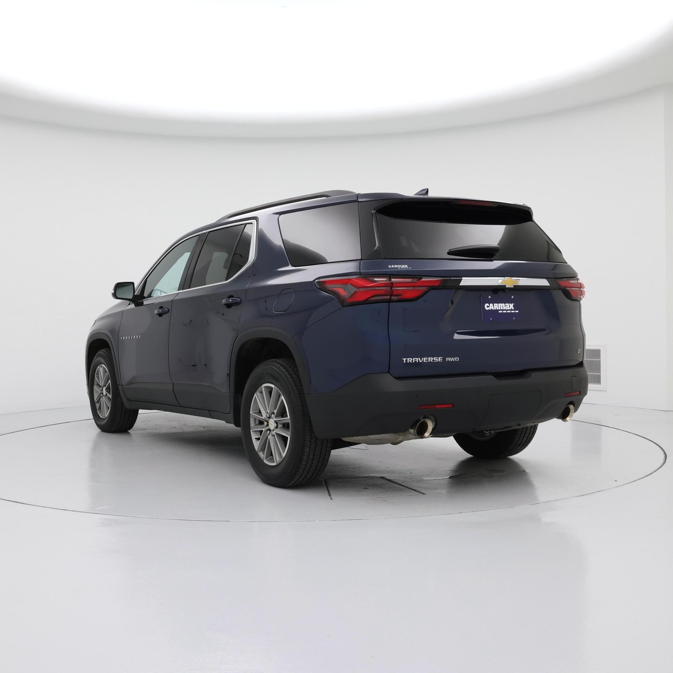Thumbnail: 2023 Chevrolet Traverse - 2