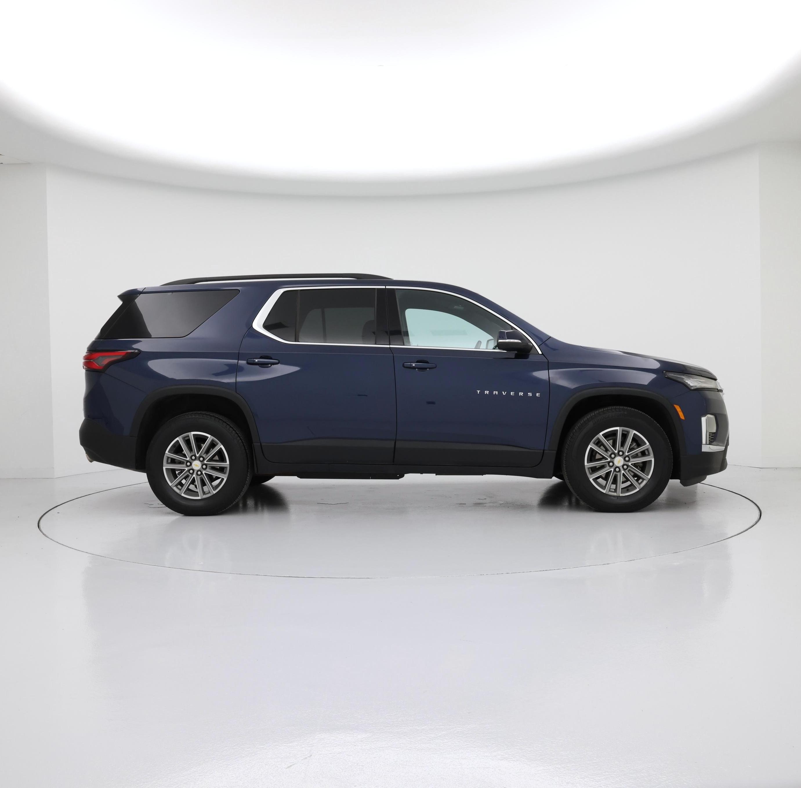 Thumbnail: 2023 Chevrolet Traverse - 7
