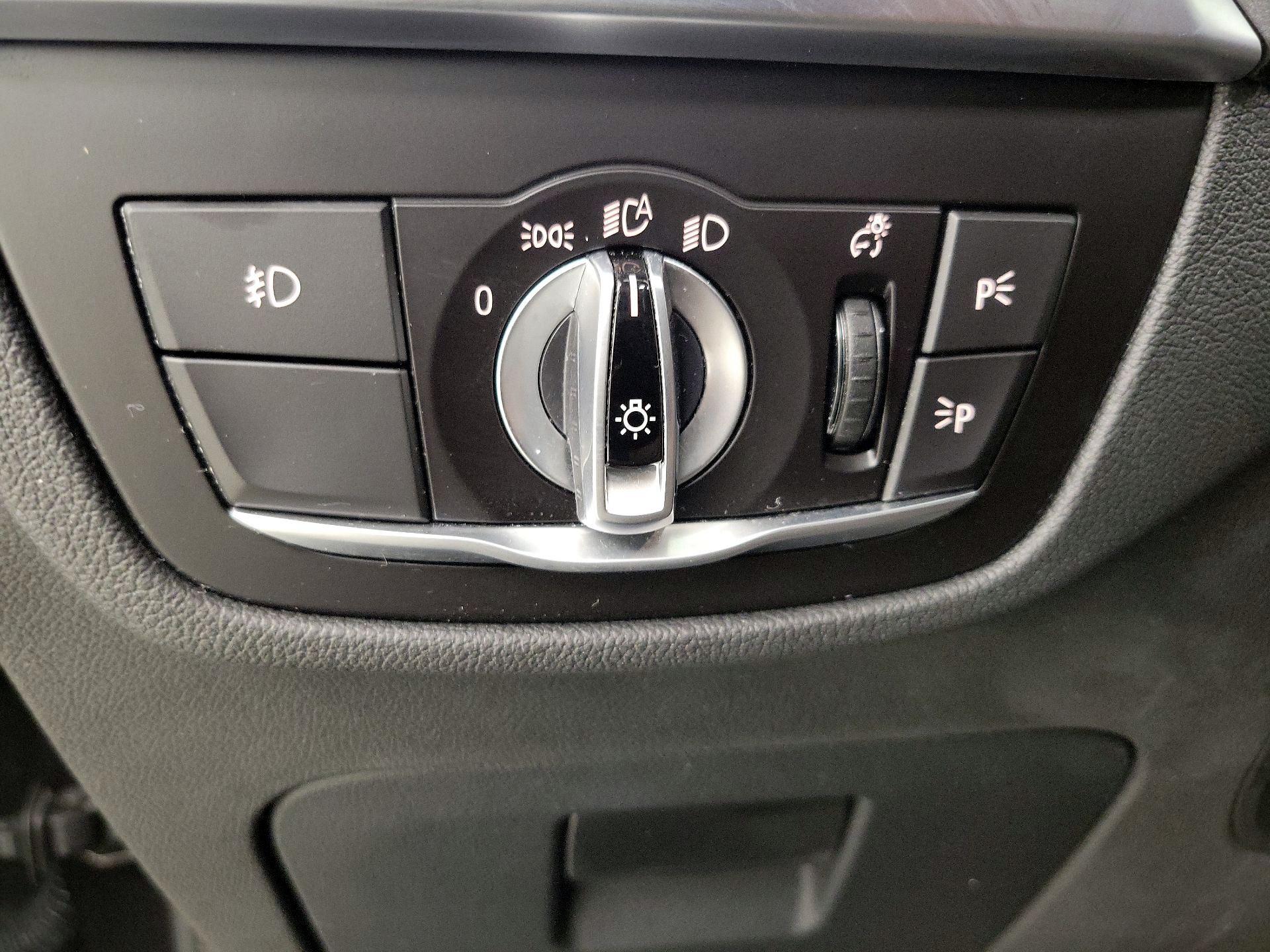 Thumbnail: 2021 BMW X3 - 13