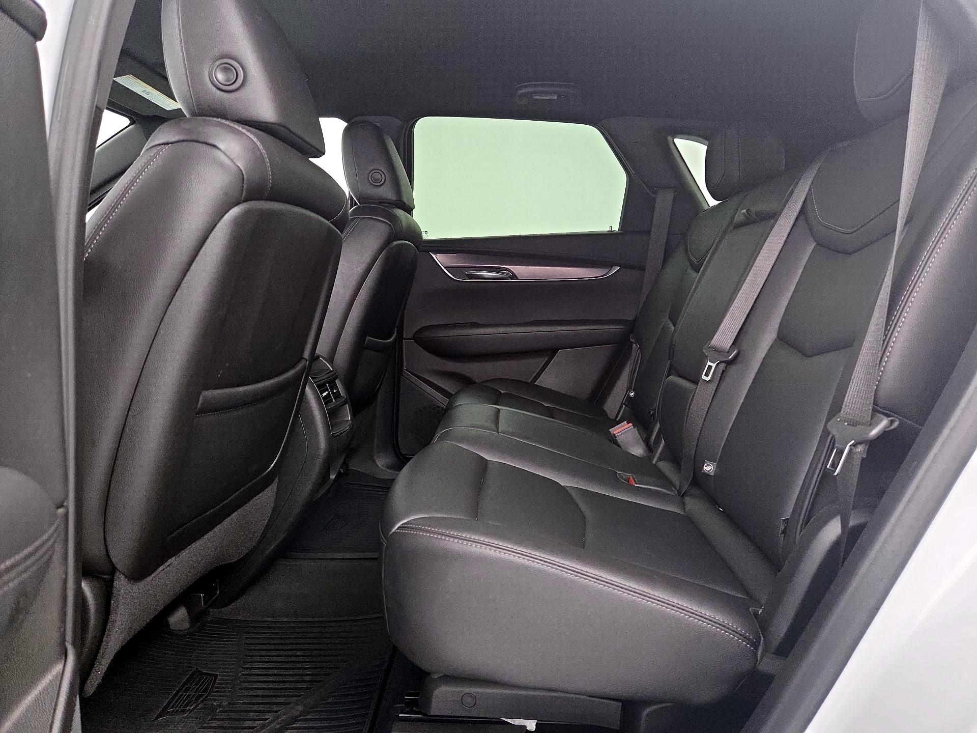 Thumbnail: 2021 Cadillac XT5 - 19