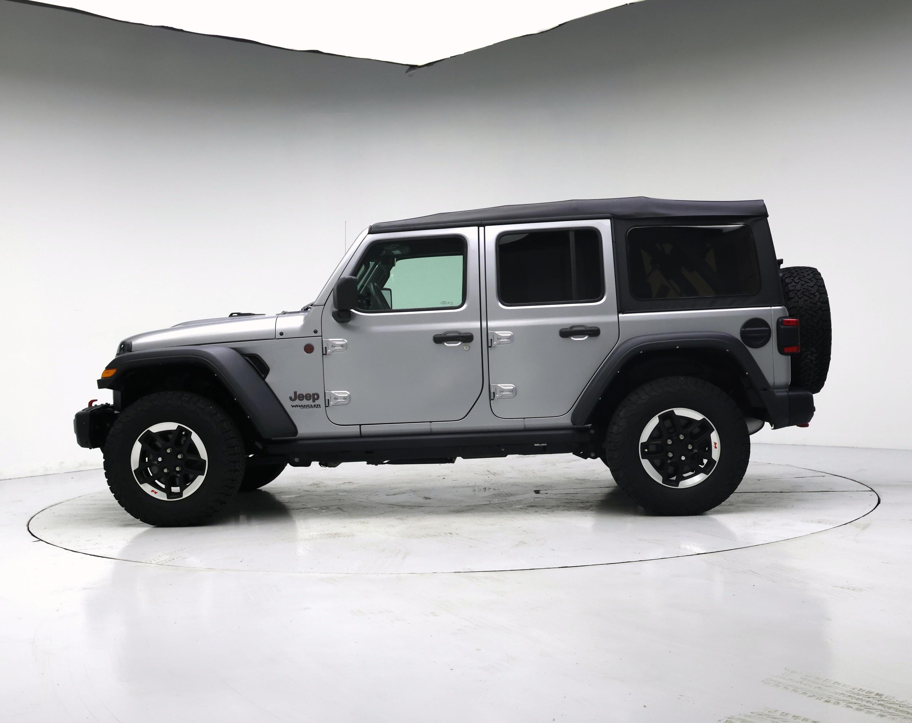 Thumbnail: 2021 Jeep Wrangler - 3