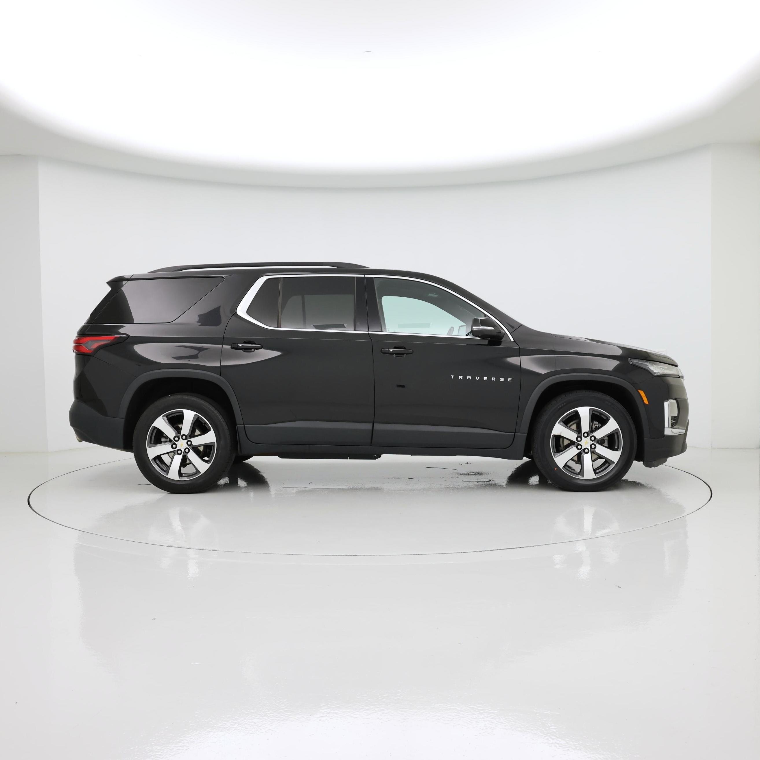 Thumbnail: 2022 Chevrolet Traverse - 7