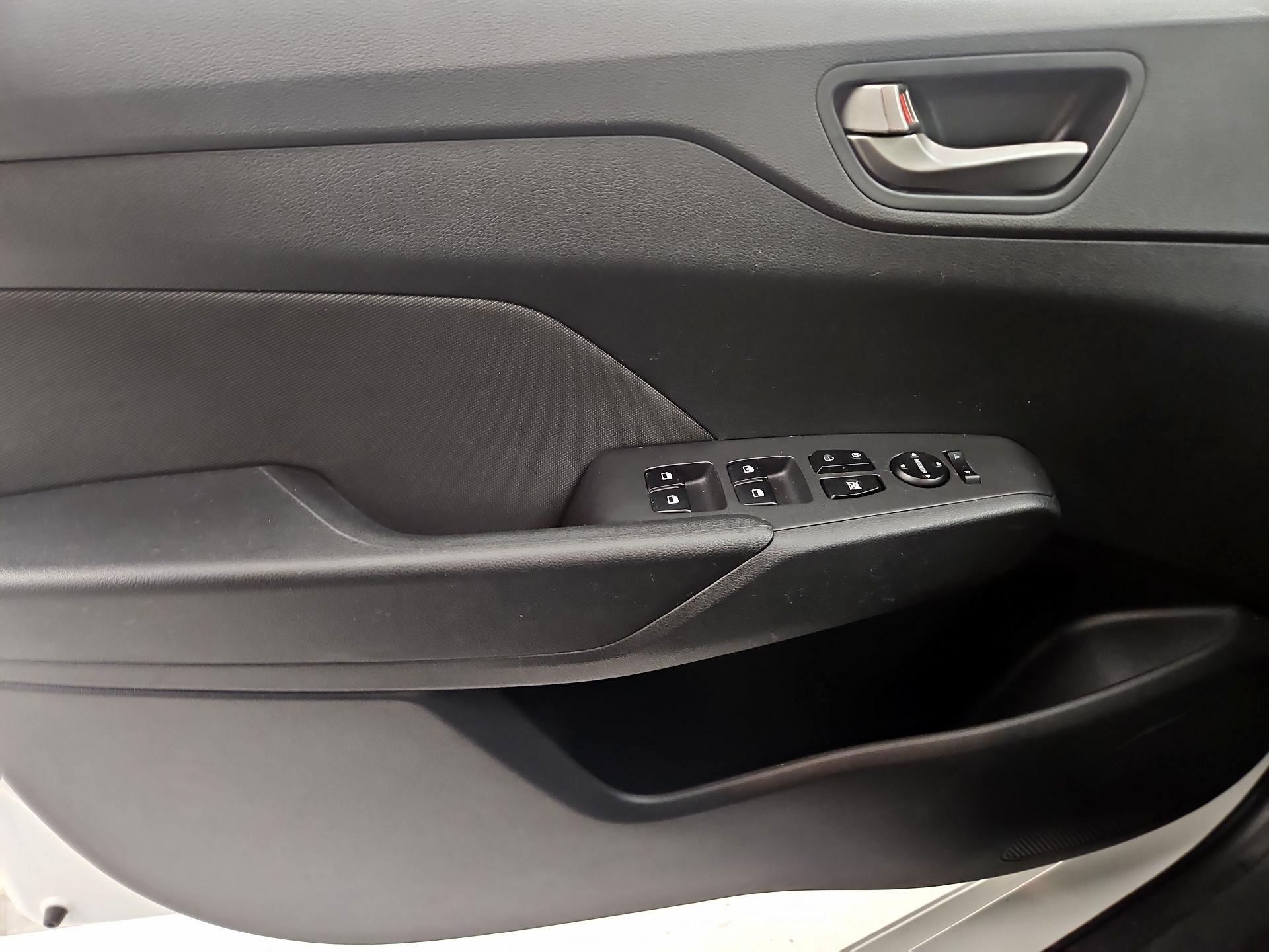 Thumbnail: 2019 Hyundai Accent - 12